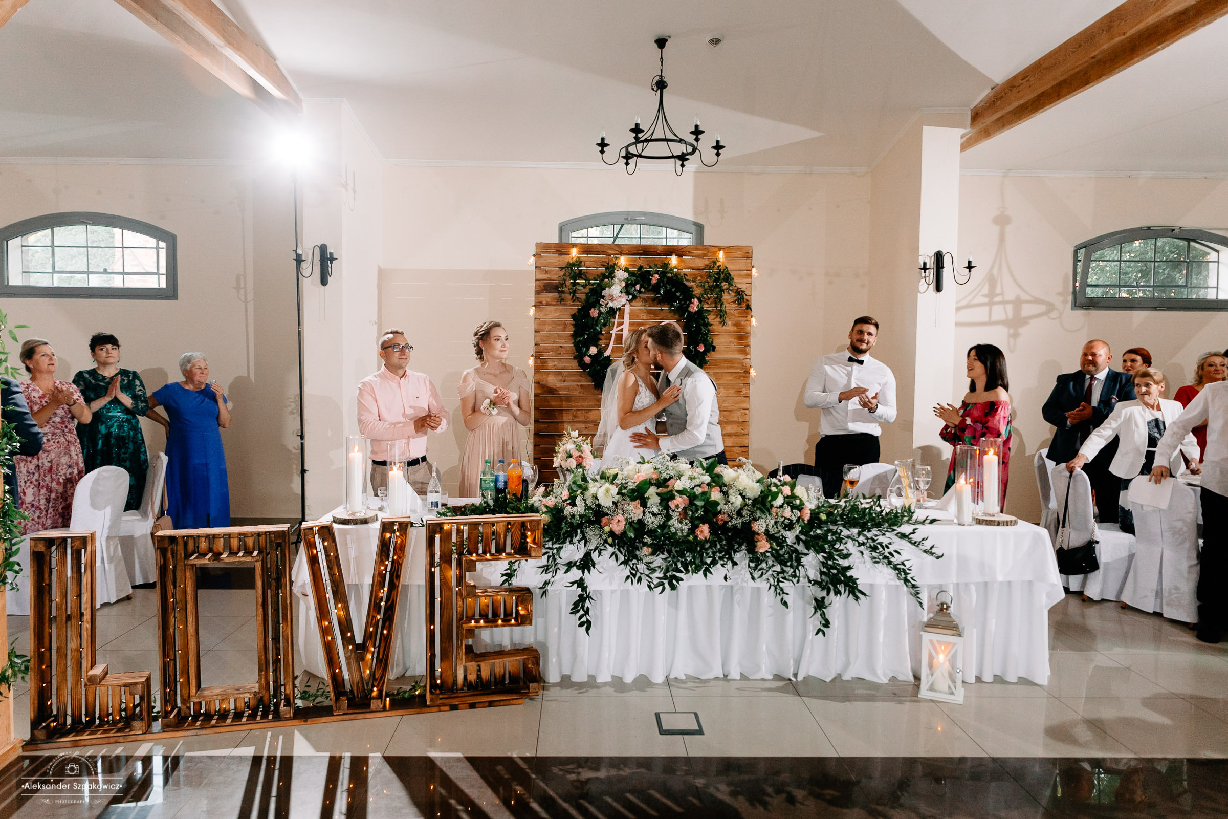 Impreza & Wesele • [ Szpakowicz-studio.pl ]. Fotograf Ślubny Warszawa - Sesje Biznesowe Rodzinne Eventy