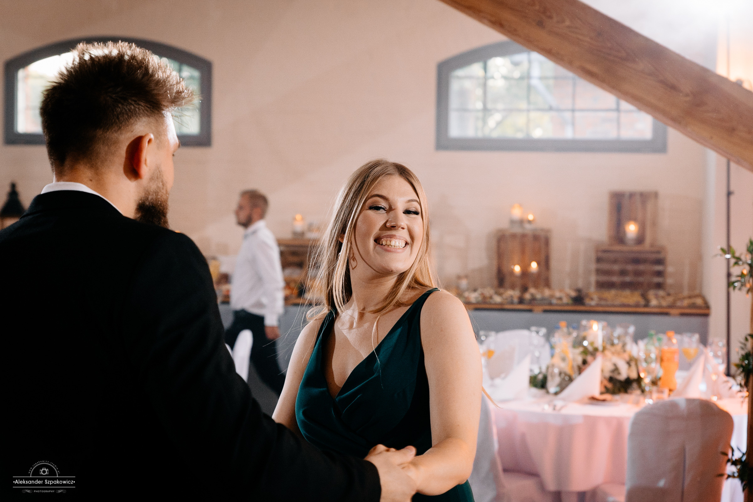 Impreza & Wesele • [ Szpakowicz-studio.pl ]. Fotograf Ślubny Warszawa - Sesje Biznesowe Rodzinne Eventy