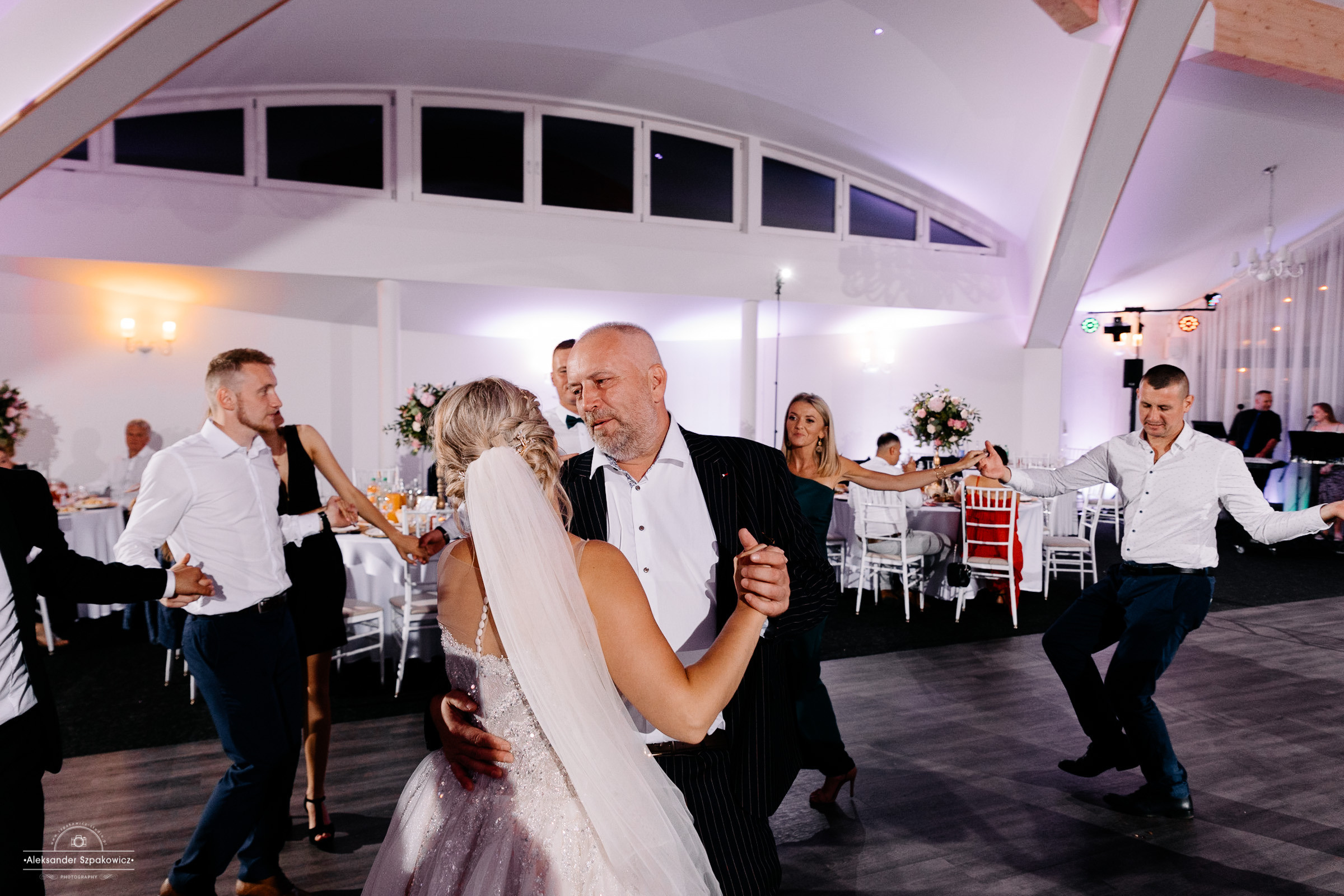 Impreza & Wesele • [ Szpakowicz-studio.pl ]. Fotograf Ślubny Warszawa - Sesje Biznesowe Rodzinne Eventy