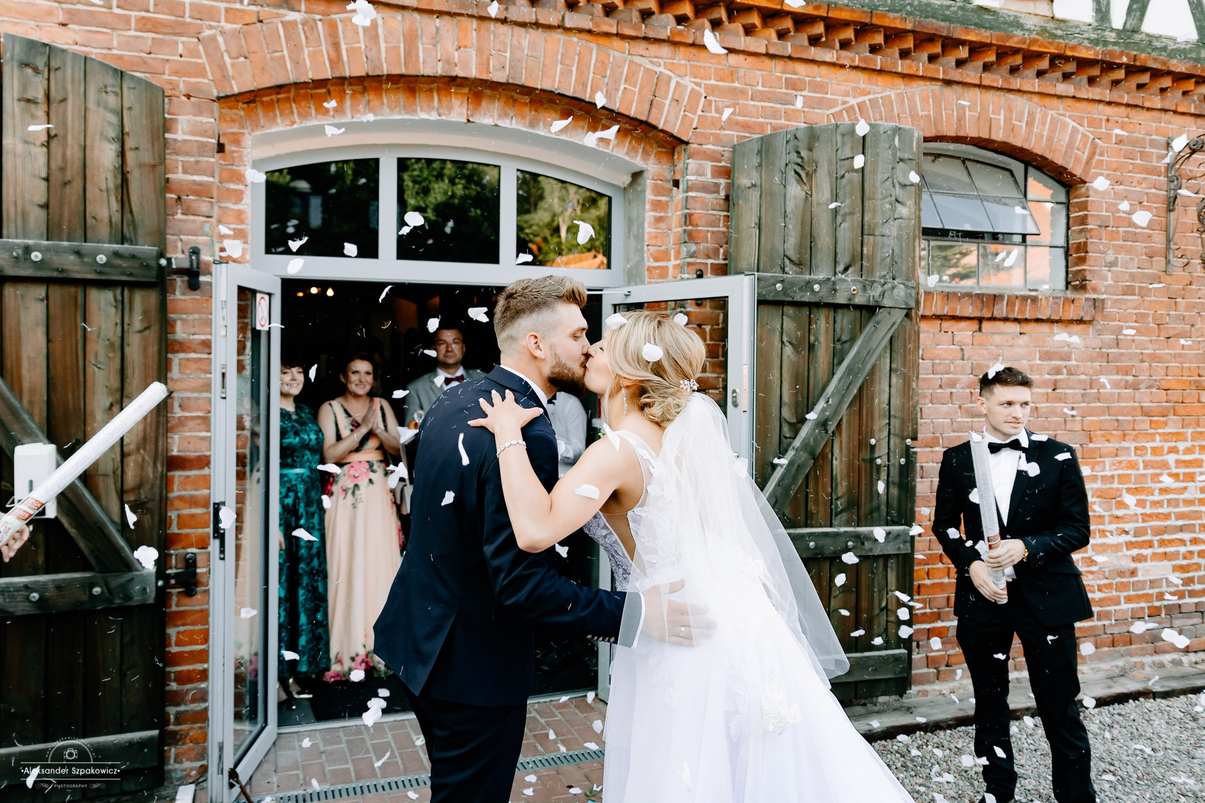 Impreza & Wesele • [ Szpakowicz-studio.pl ]. Fotograf Ślubny Warszawa - Sesje Biznesowe Rodzinne Eventy