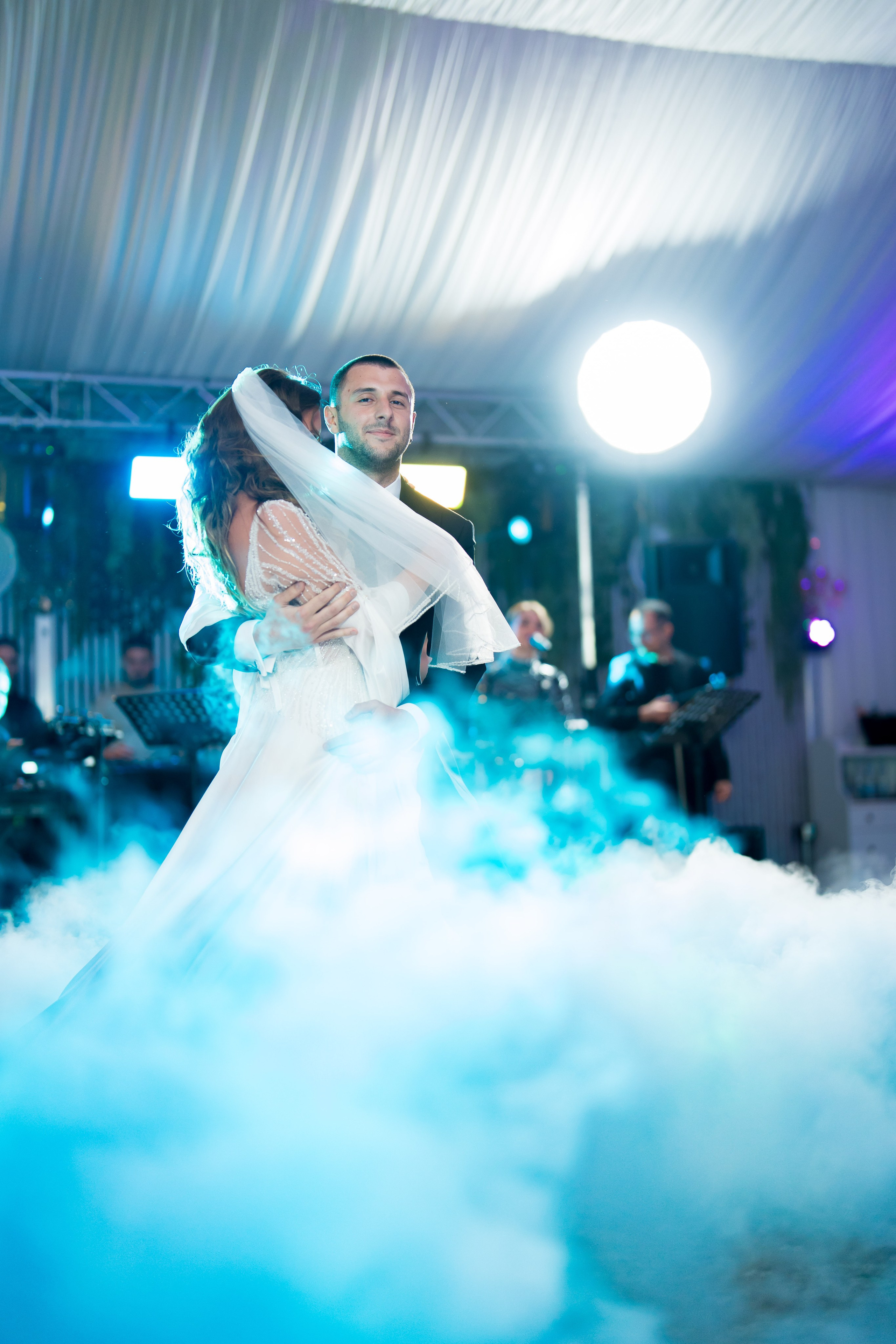 PARTY. Gabriel Florea — Fotograf nuntă București