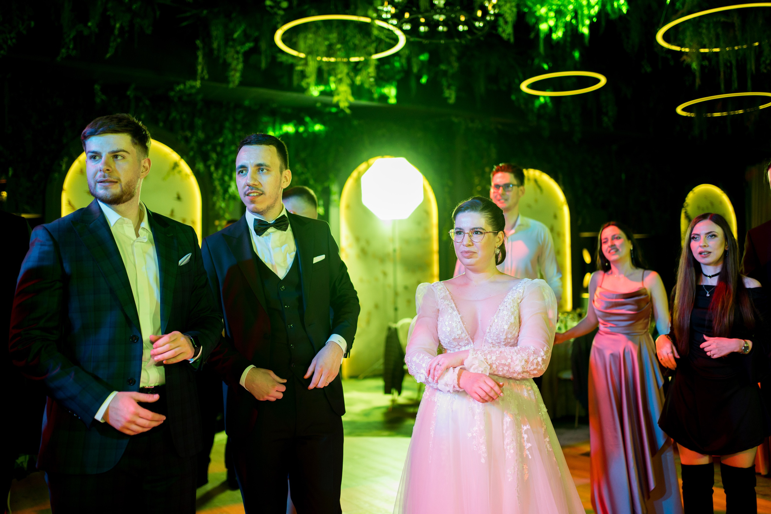 PARTY. Gabriel Florea — Fotograf nuntă București