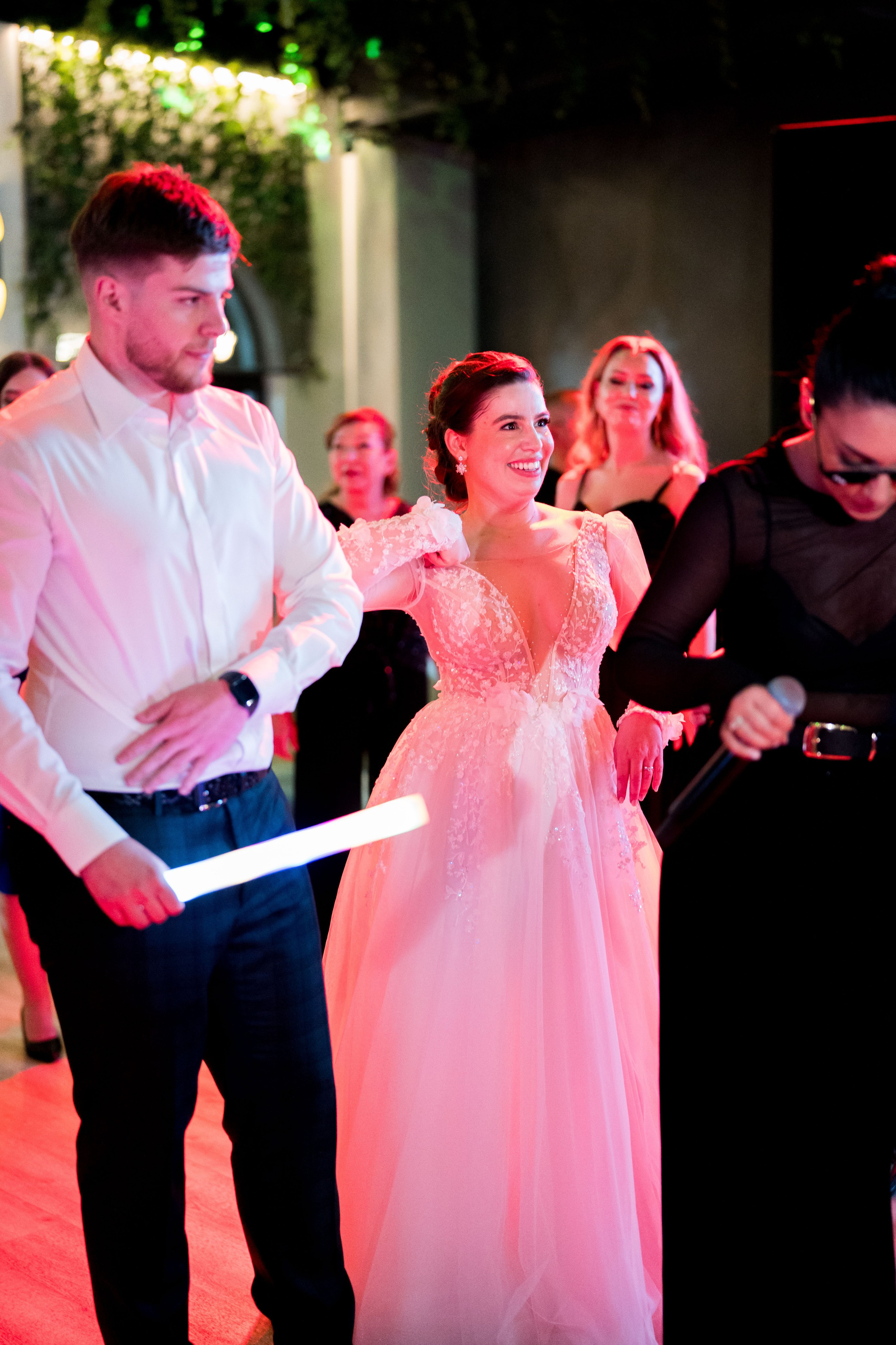 PARTY. Gabriel Florea — Fotograf nuntă București