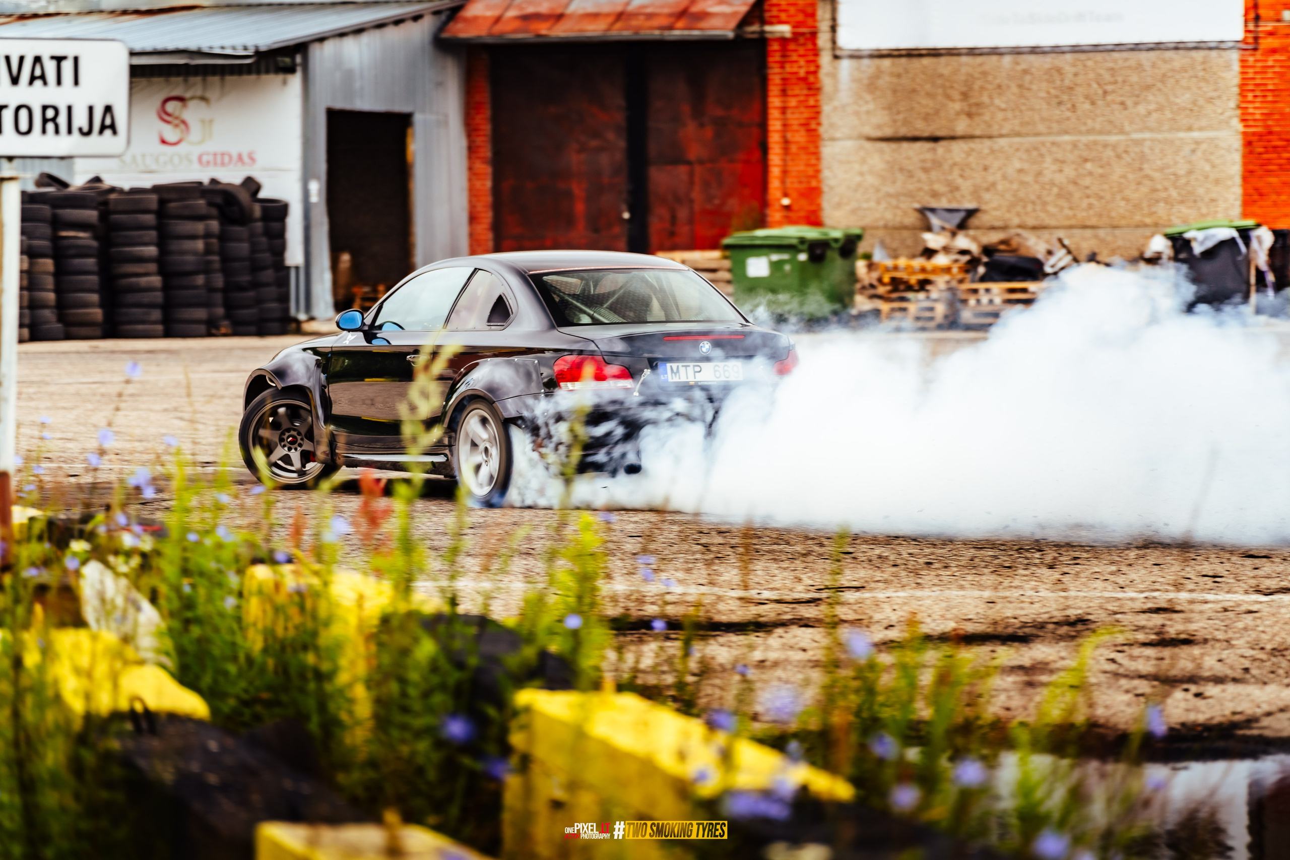 Side to Side #DRIFTDAY. OnePIXEL