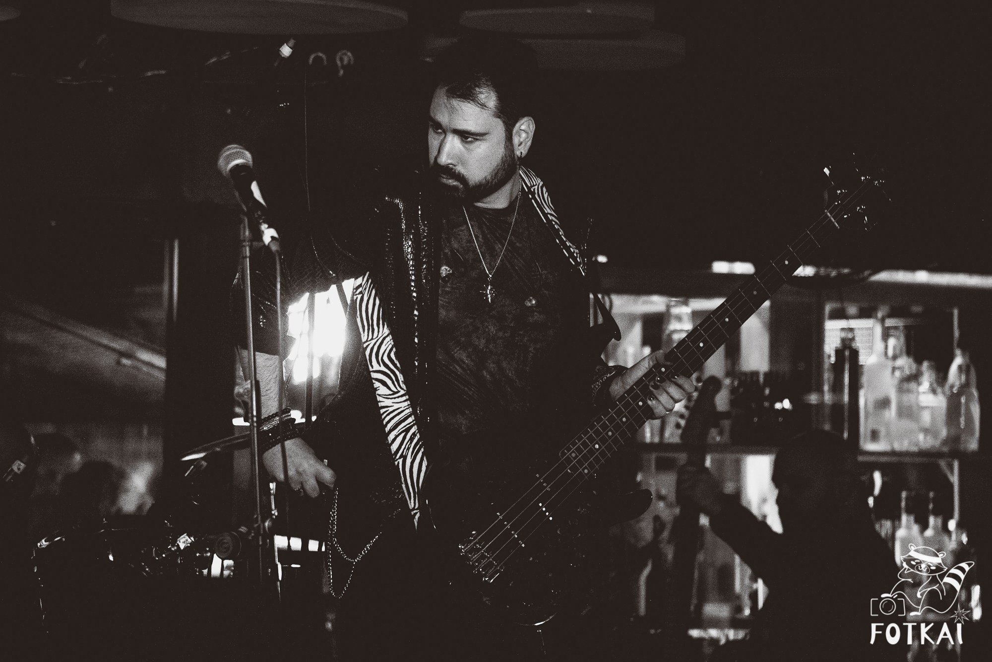 Концерт Delyrio в Confetti Playa Alicante — живое выступление группы, февраль 2026 | FOTKAI