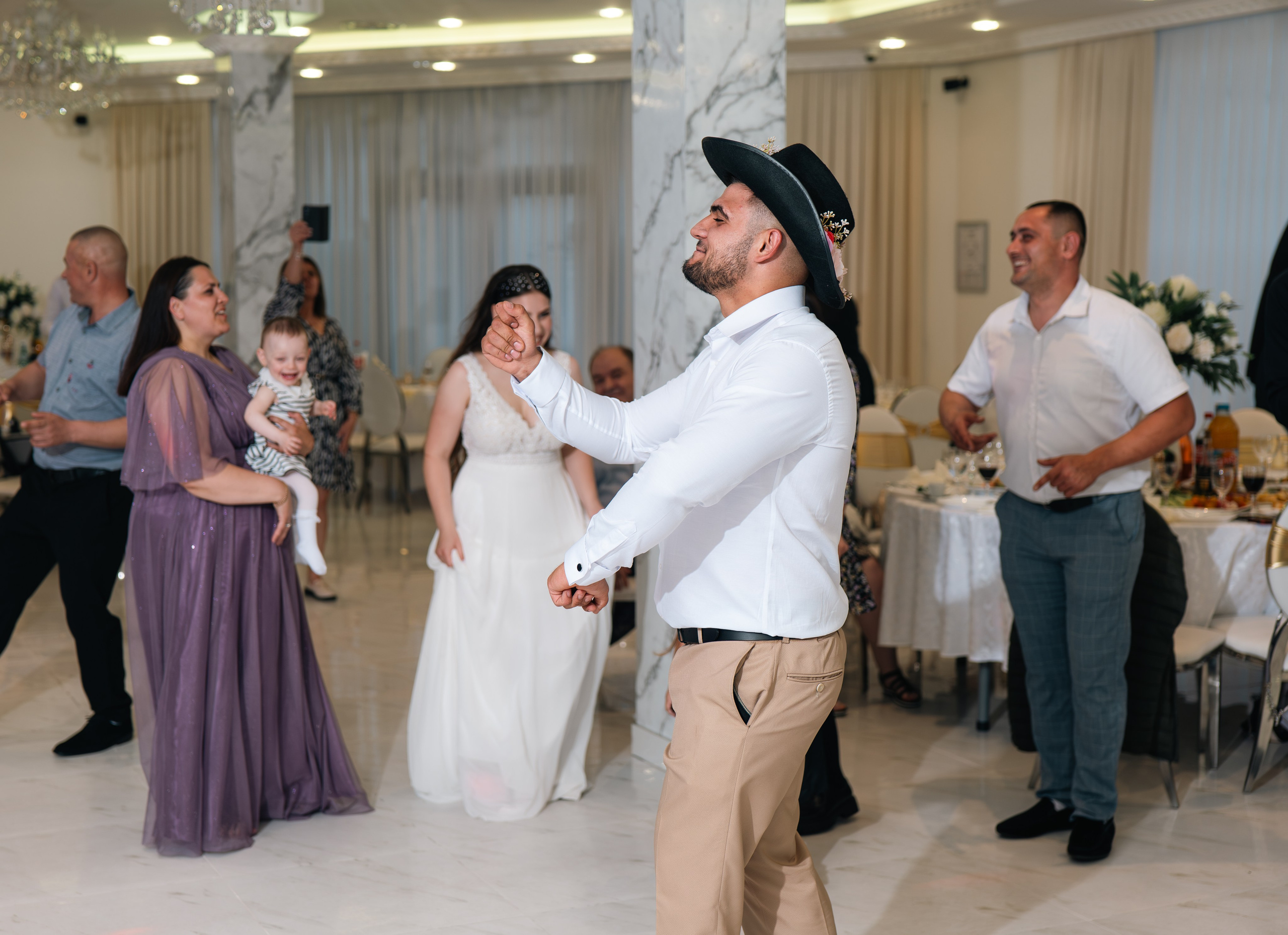 Constantin & Andreea. Fotograful și Cameramanul familiei dvs în Franța Paul Photographer