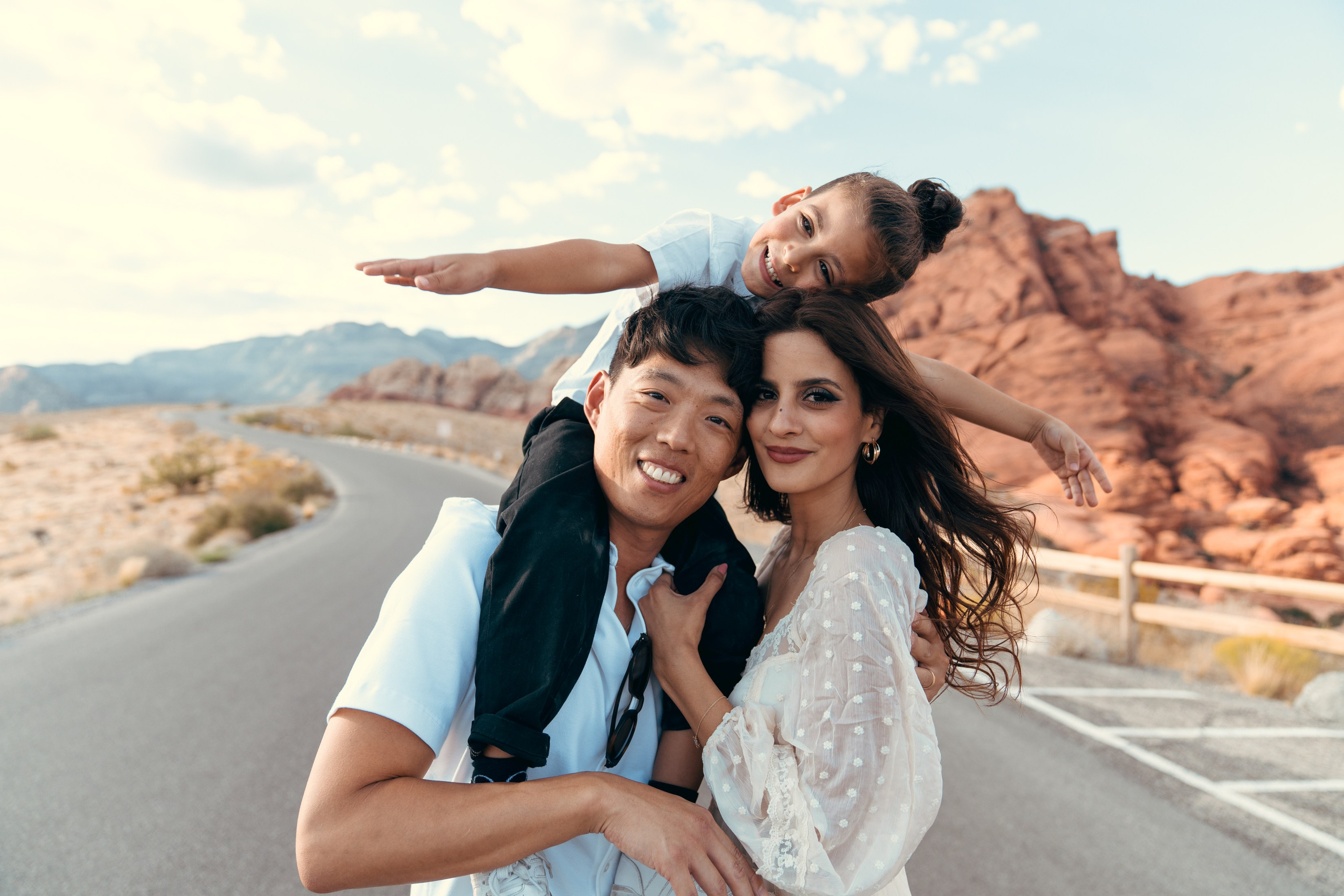 Chris&his family. Wedding & elopement photographer Viktoriya Kravtsov. Las Vegas