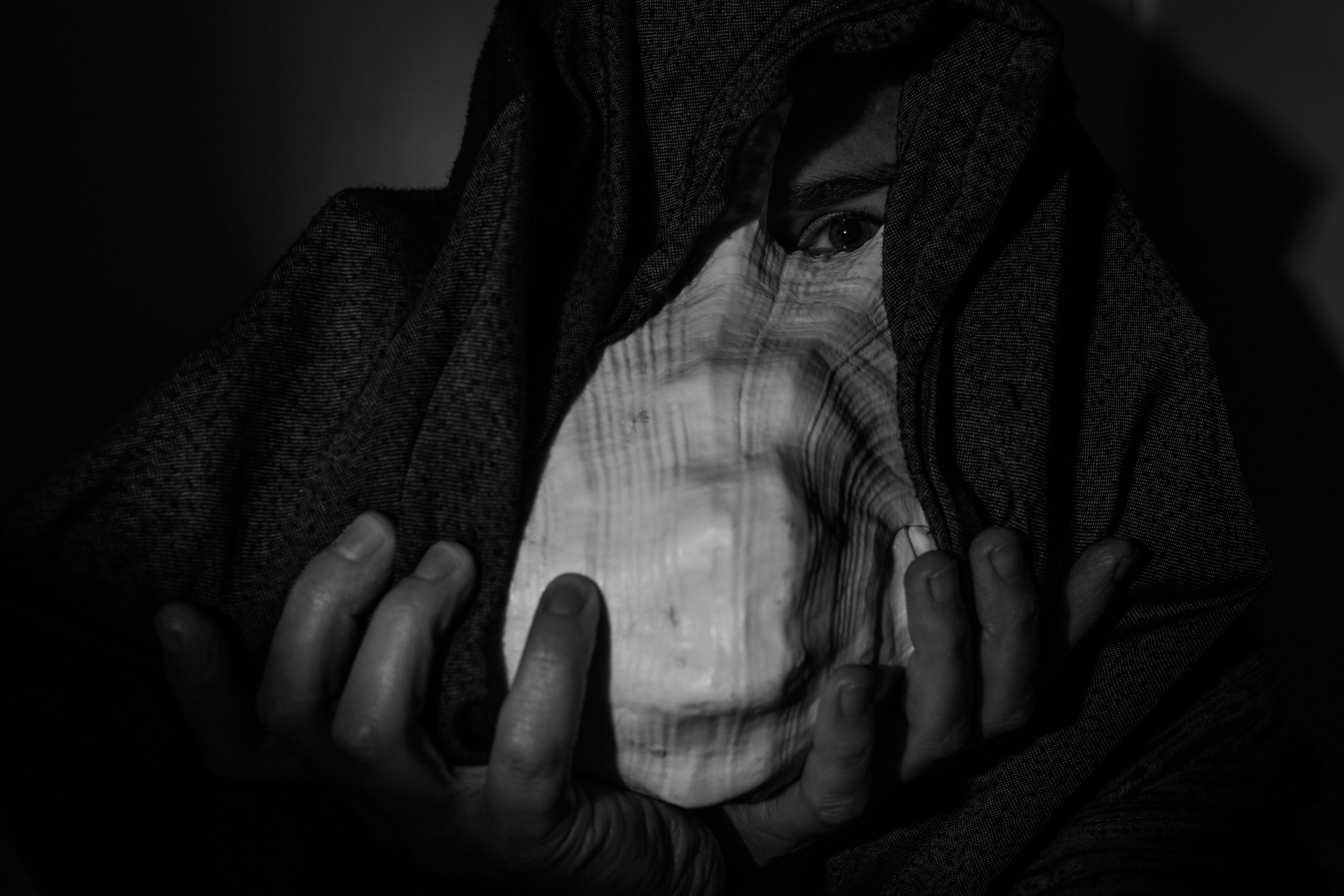 Арт-проект "Прощание/Прощение" памяти отца. Фотограф Анна Резников