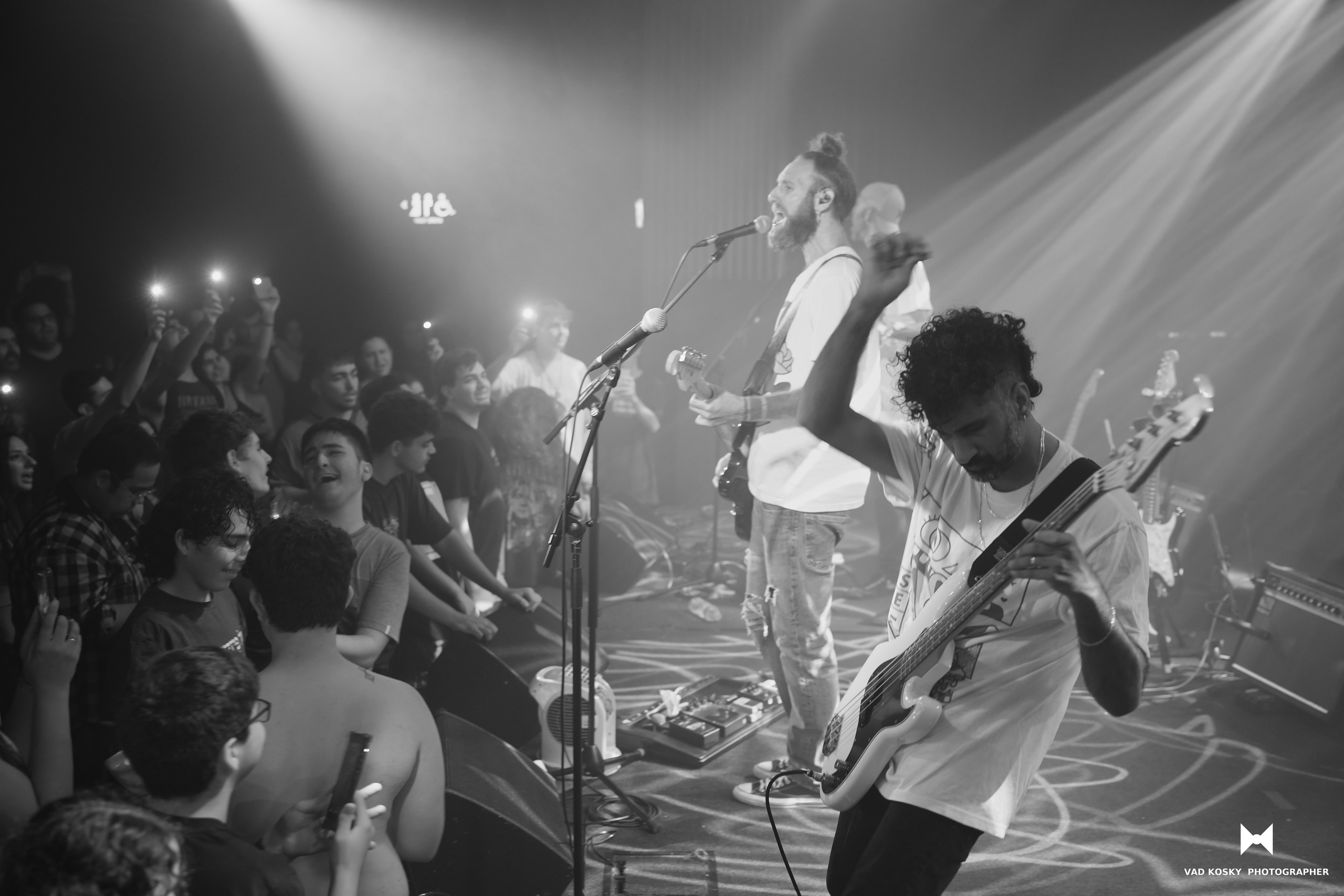 Roy Star & Group — Nirvana tribut TLV Grey club. Vad Kosky Photographer