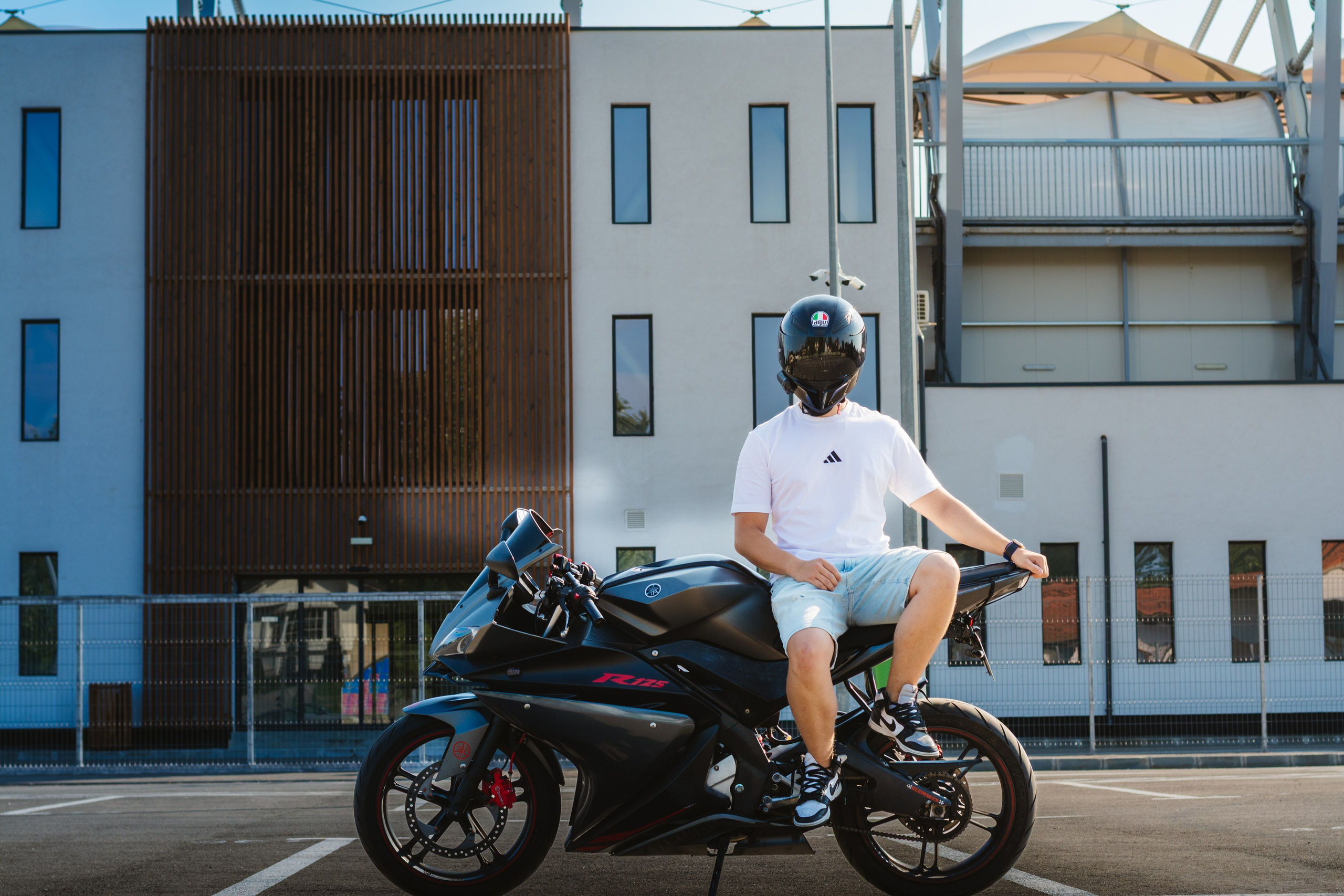 YZF-R125. Johnnyshoots