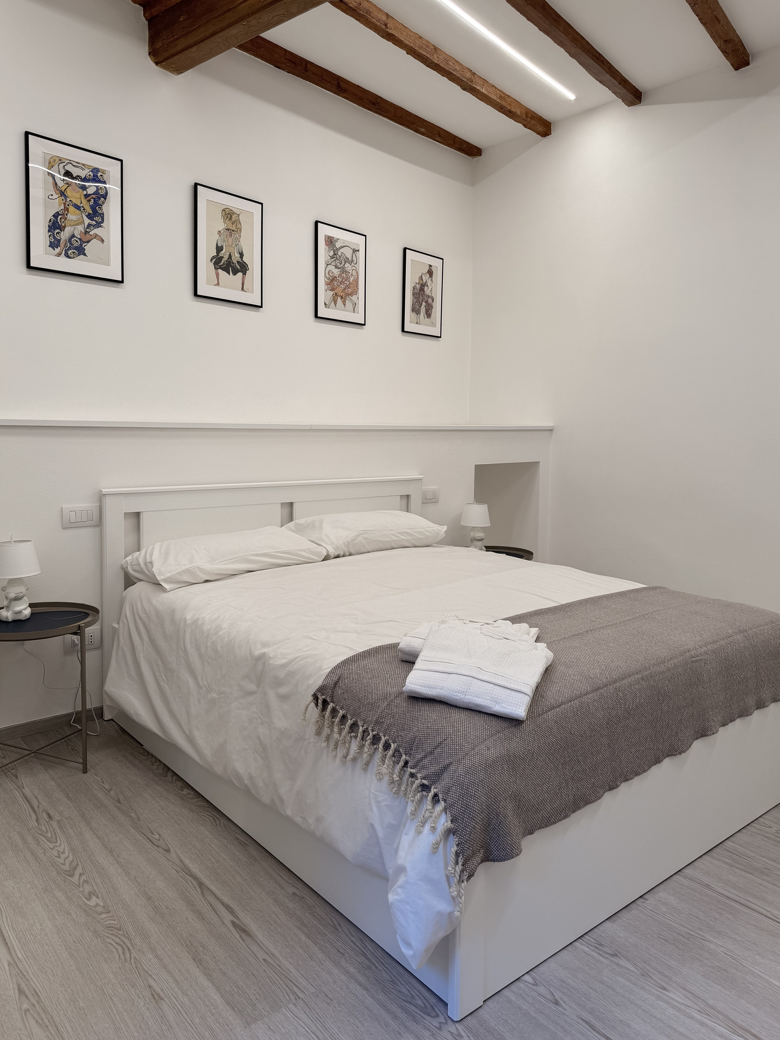 Lake Maggiore apartment. PHOTOGRAPHER IN ITALY