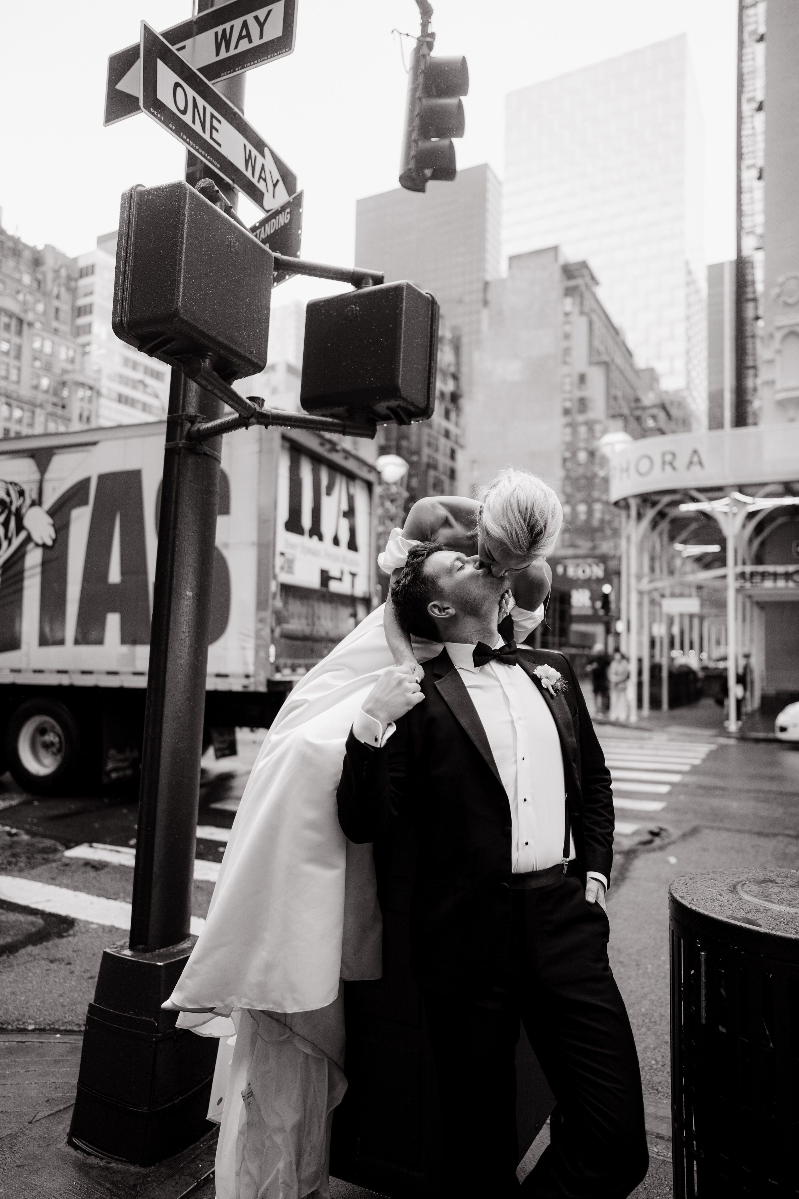 Brianna and Josh’s Manhattan Loft 620 Wedding. Wedding photographer and videographer New York | New Jersey