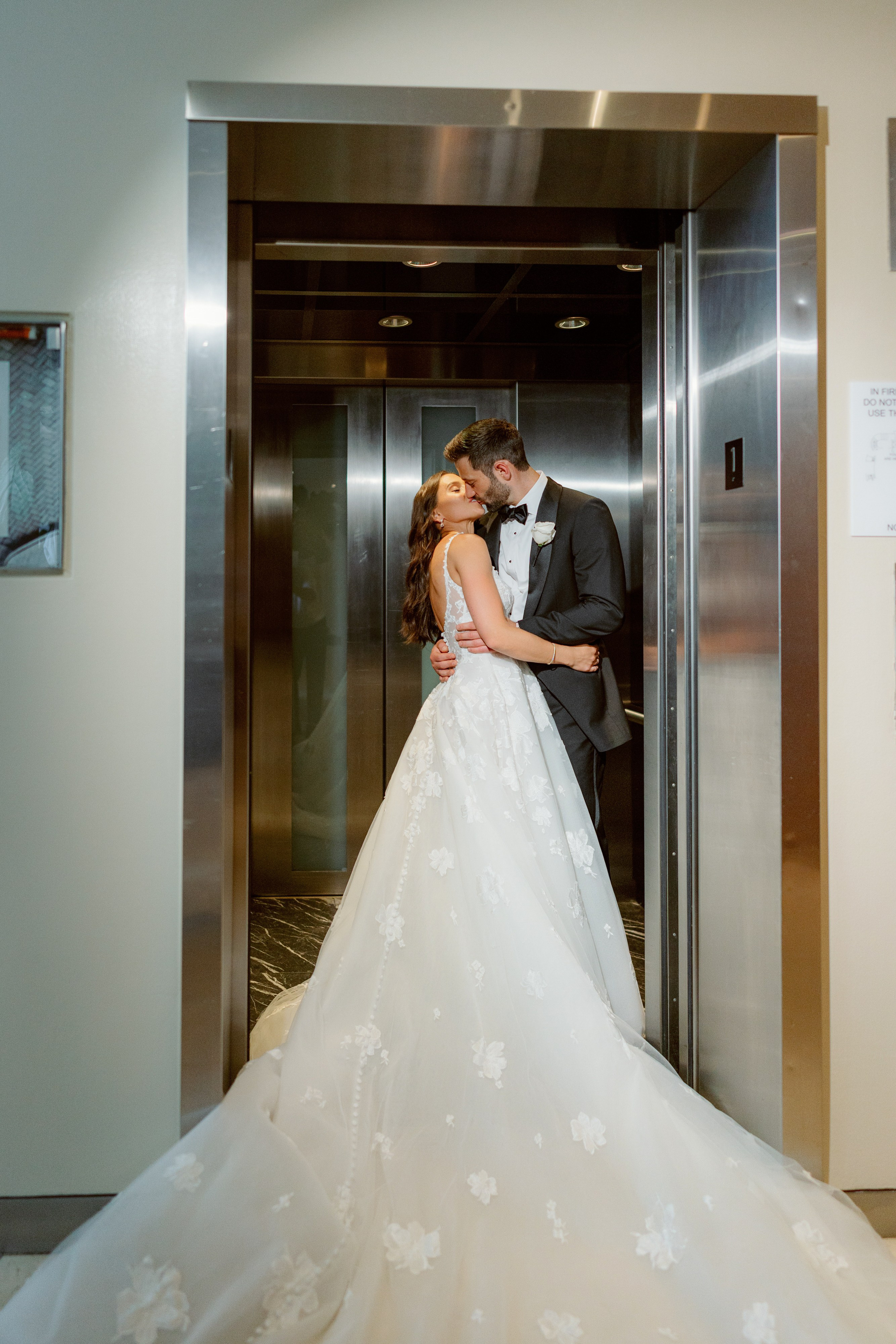 Kelsey and Scott’s Grand Jewish Wedding at Guastavino’s. Wedding photographer and videographer New York | New Jersey