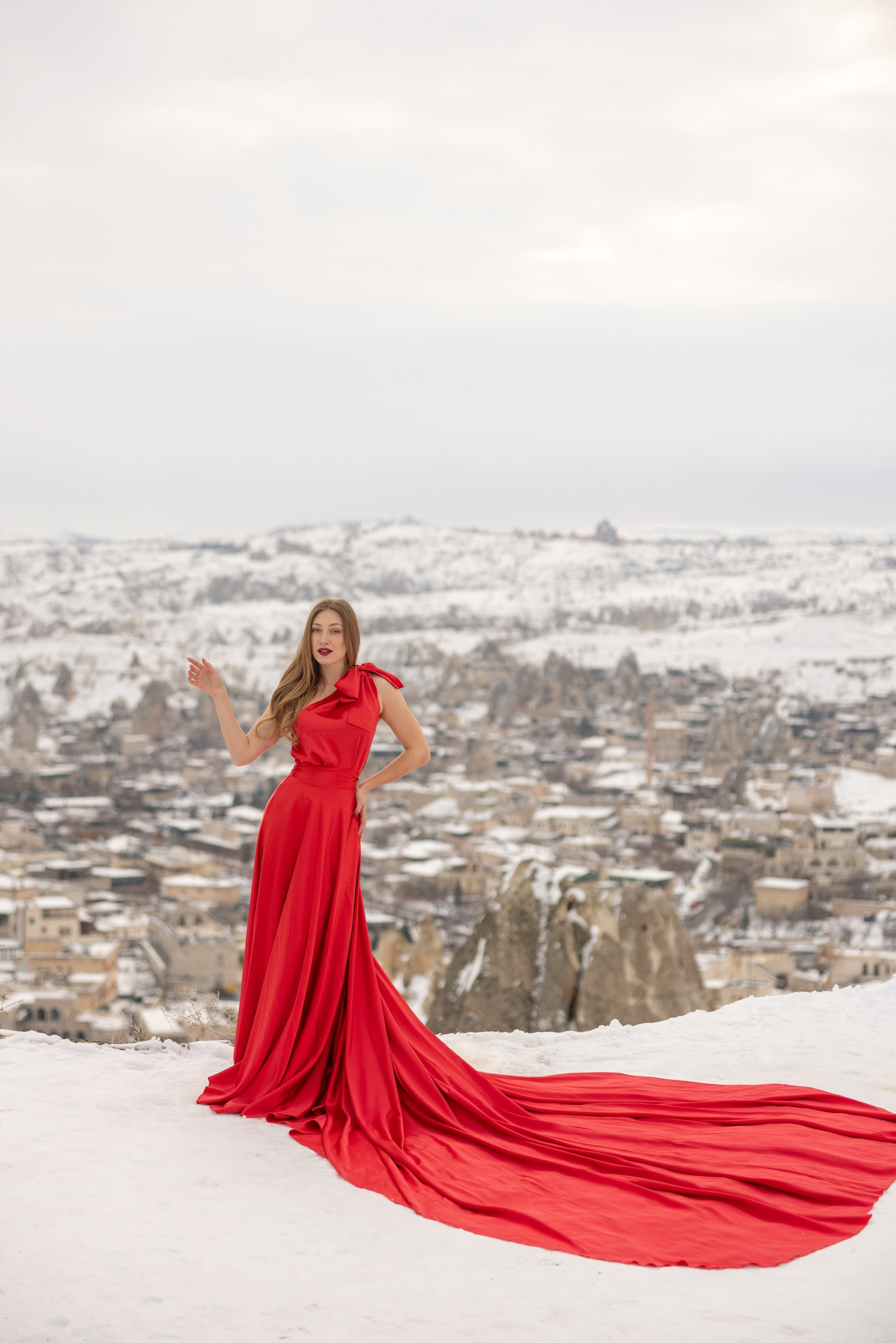 Dina. Julia Ganch I Fashion Wedding Photography I Cappadocia Turkey