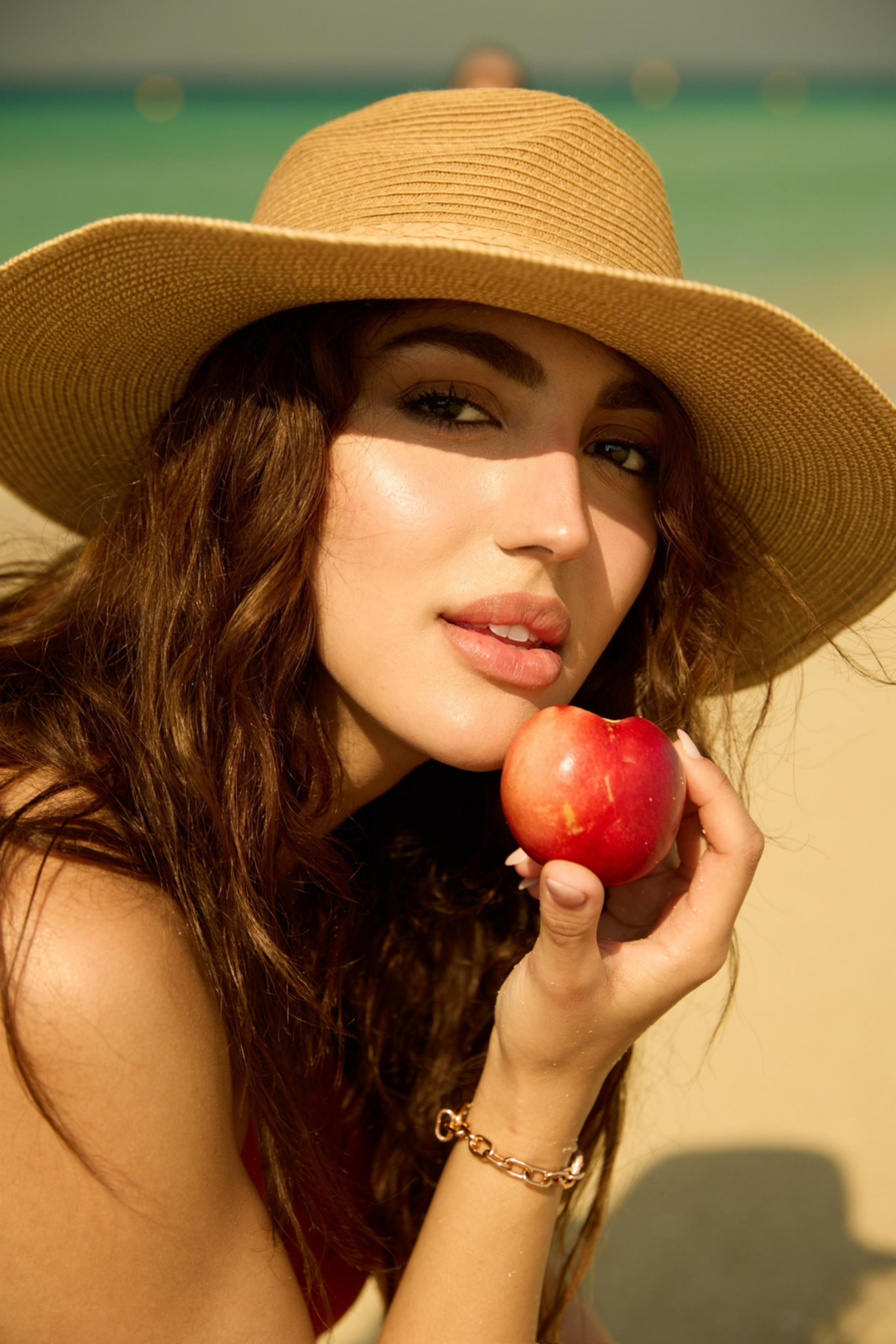 Beyhan. Photographer in Dubai