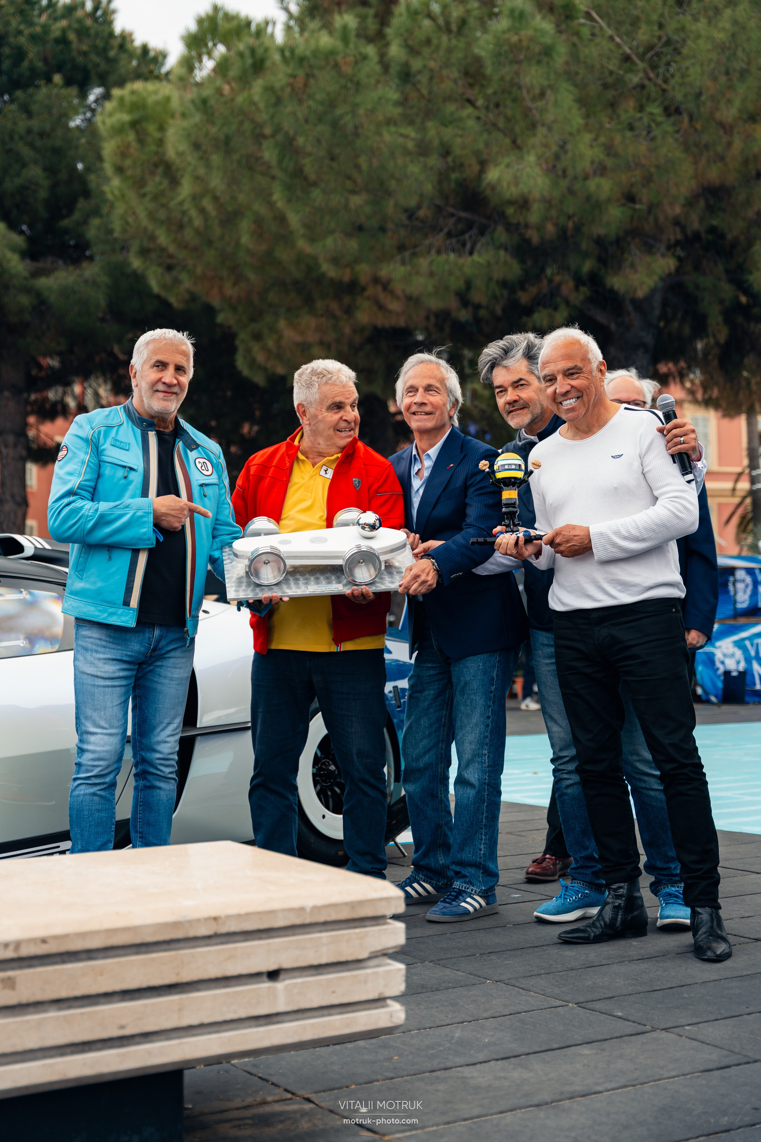 Legends de Nice. Photographe de voitures à Paris — Vitalii Motruk