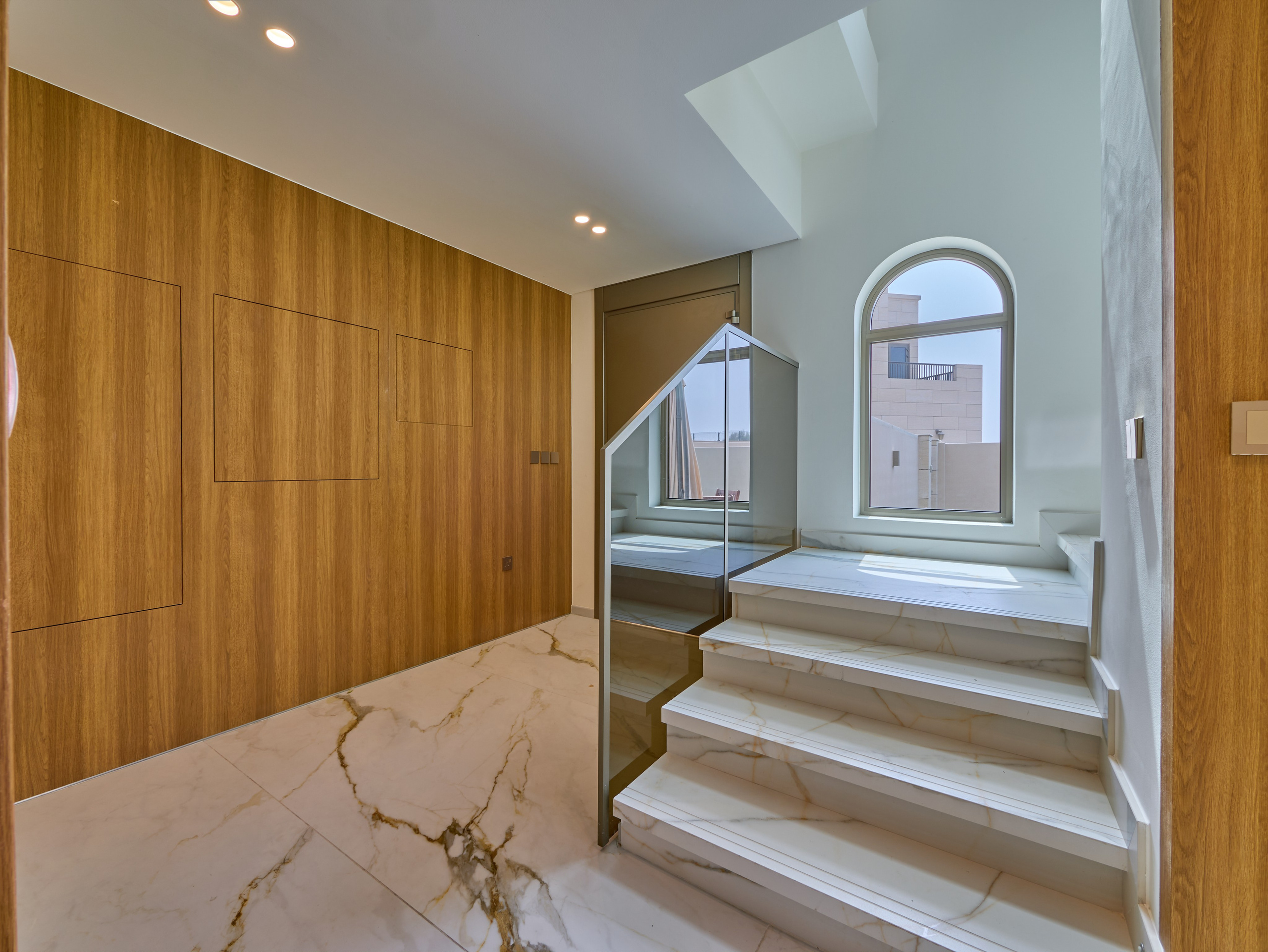 Jasmine Lane Townhouse Photography — Dubai Real Estate Listing. Hotel Photographer in Dubai — Interiors & Commercial by Oleg Novikov