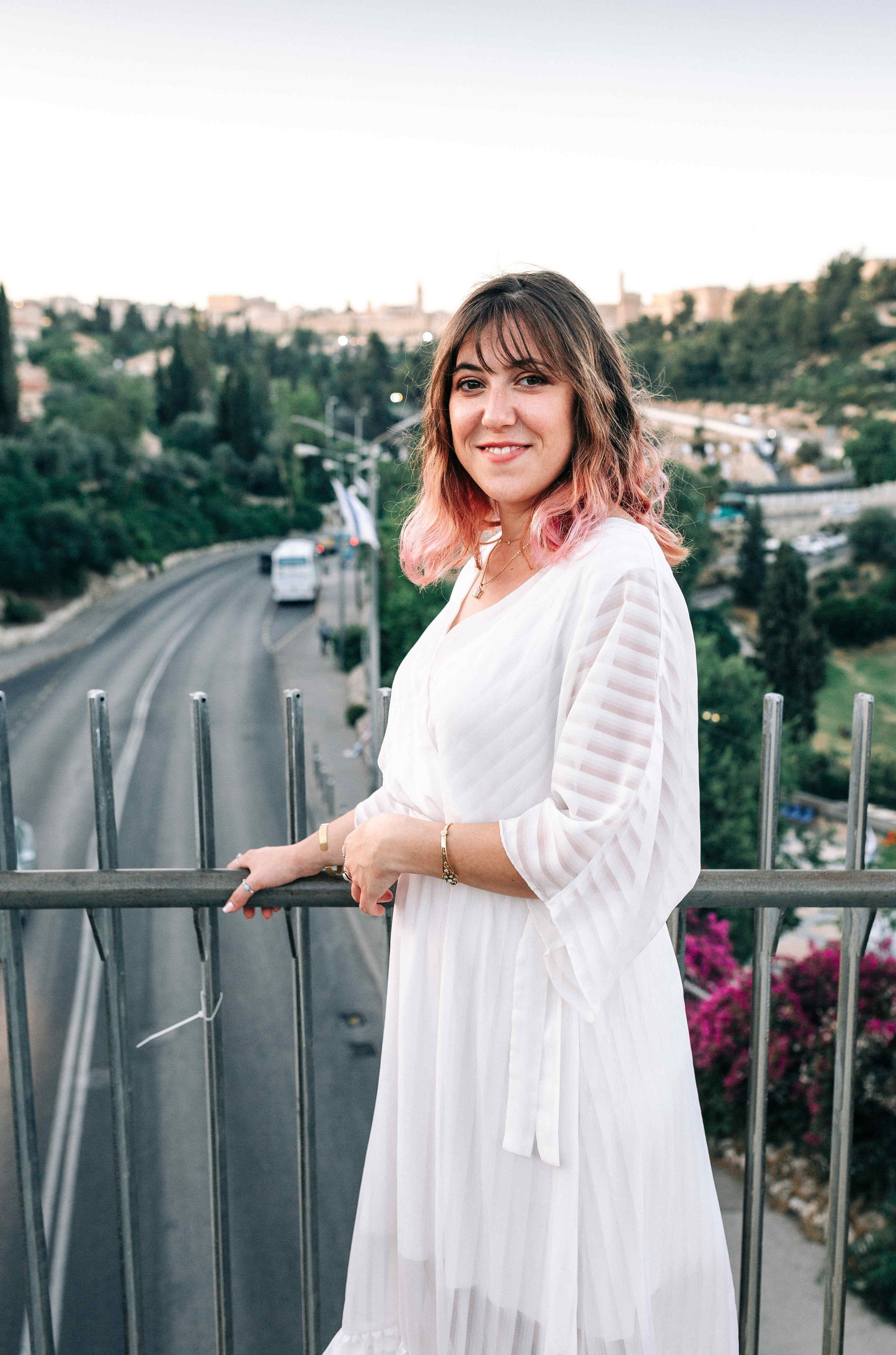 WINE AND LOVERS. PHOTOGRAPHER IN ISRAEL