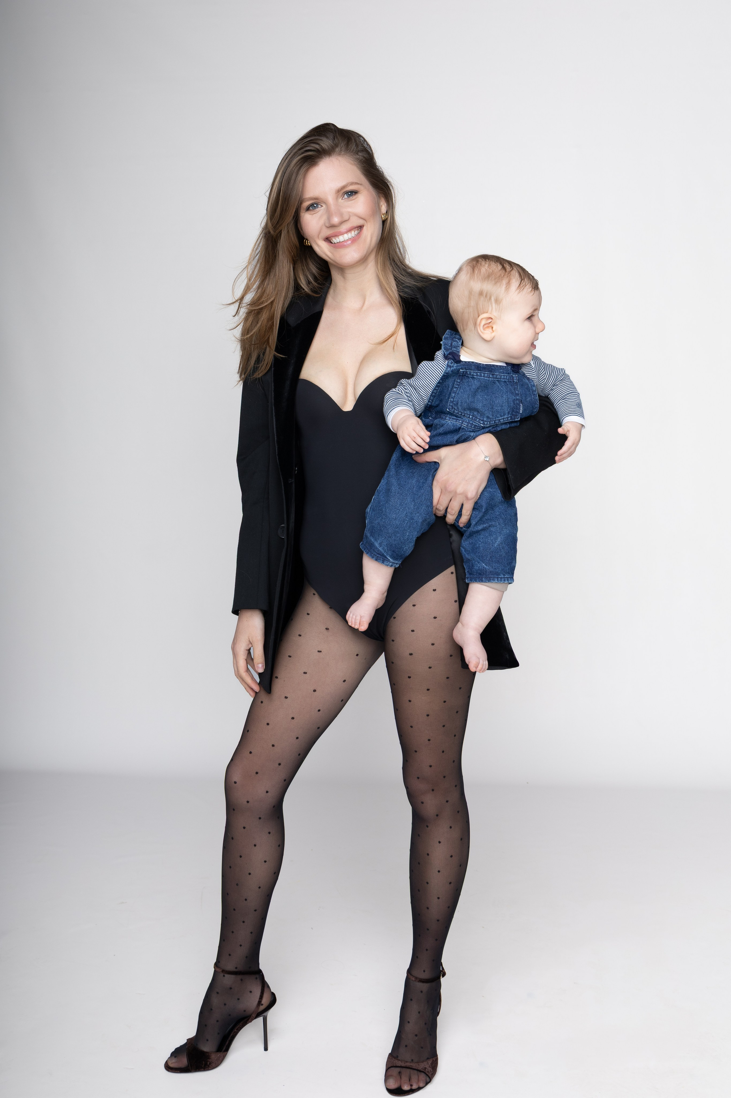 Séance photo maternité. Photographe de mariage et de portrait dans le Tarn, Toulouse et en Occitanie