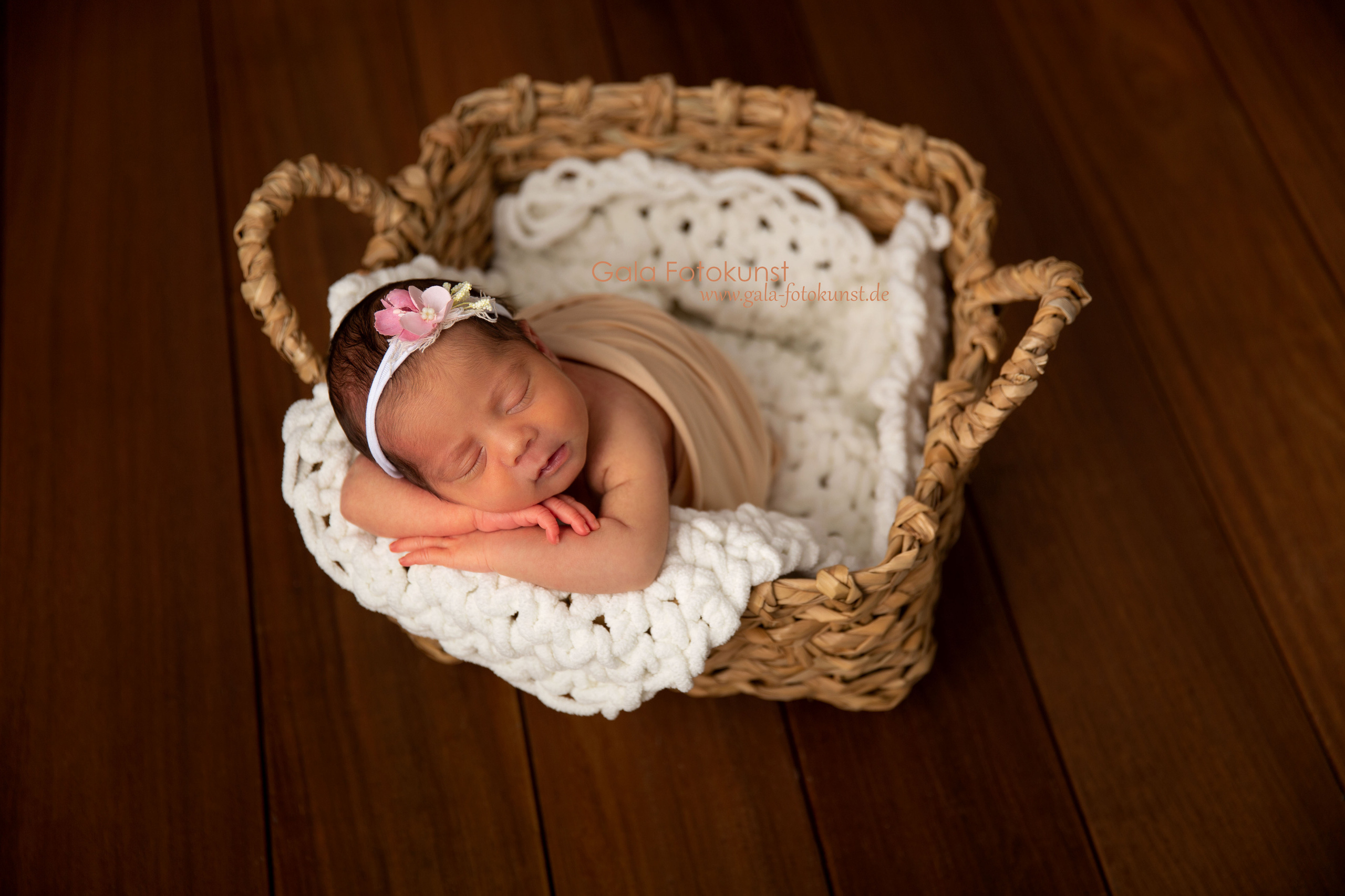 Neugeborene. Neugeborenen, Familien, Geschwister Fotografin aus Delmenhorst