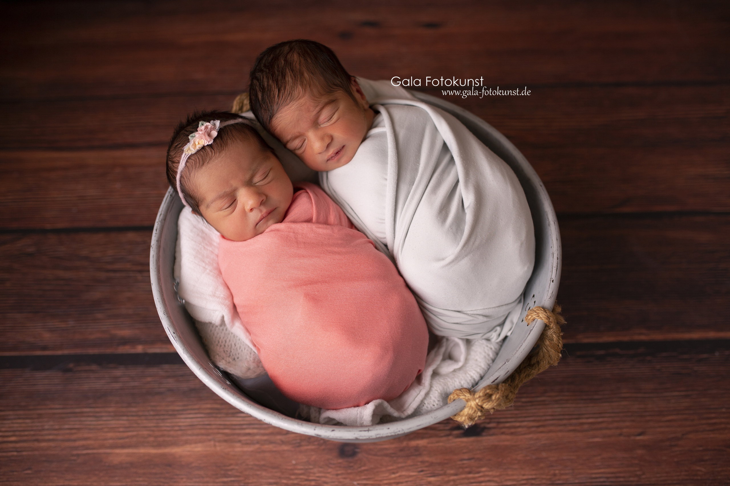 Neugeborene. Neugeborenen, Familien, Geschwister Fotografin aus Delmenhorst