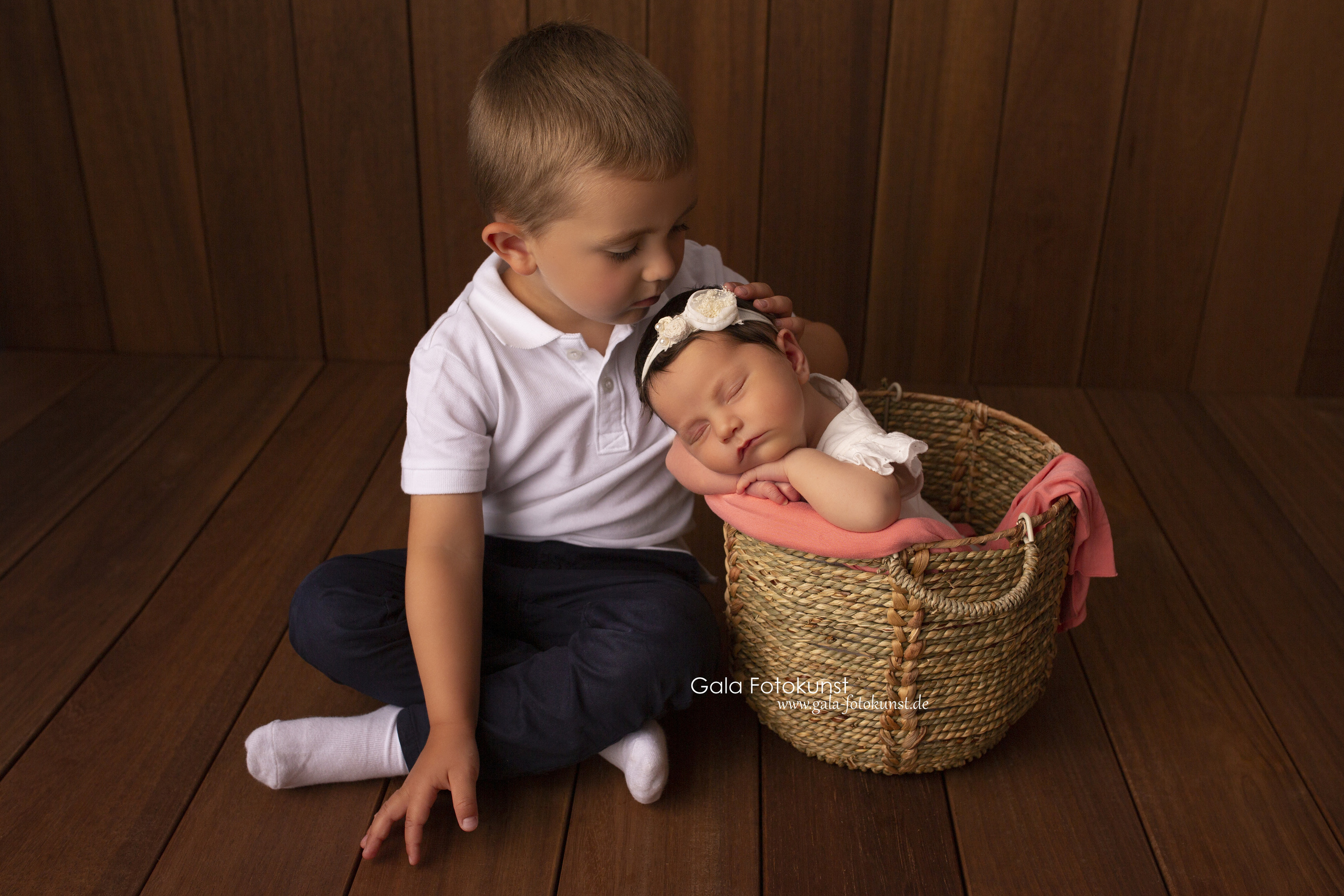 Neugeborene. Neugeborenen, Familien, Geschwister Fotografin aus Delmenhorst