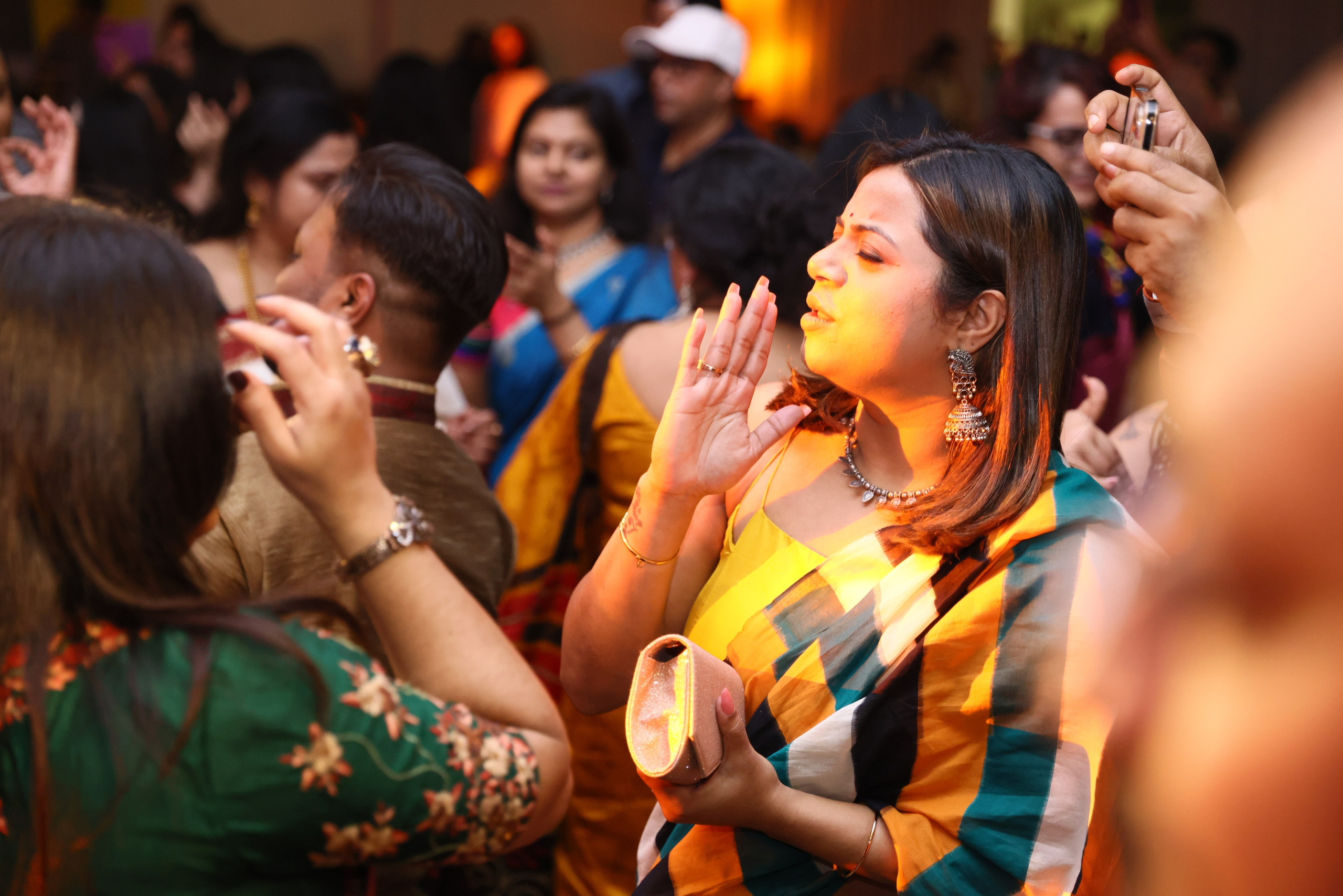 Nbysa Sydney. MHCreative is family-oriented photographer based in SYDNEY