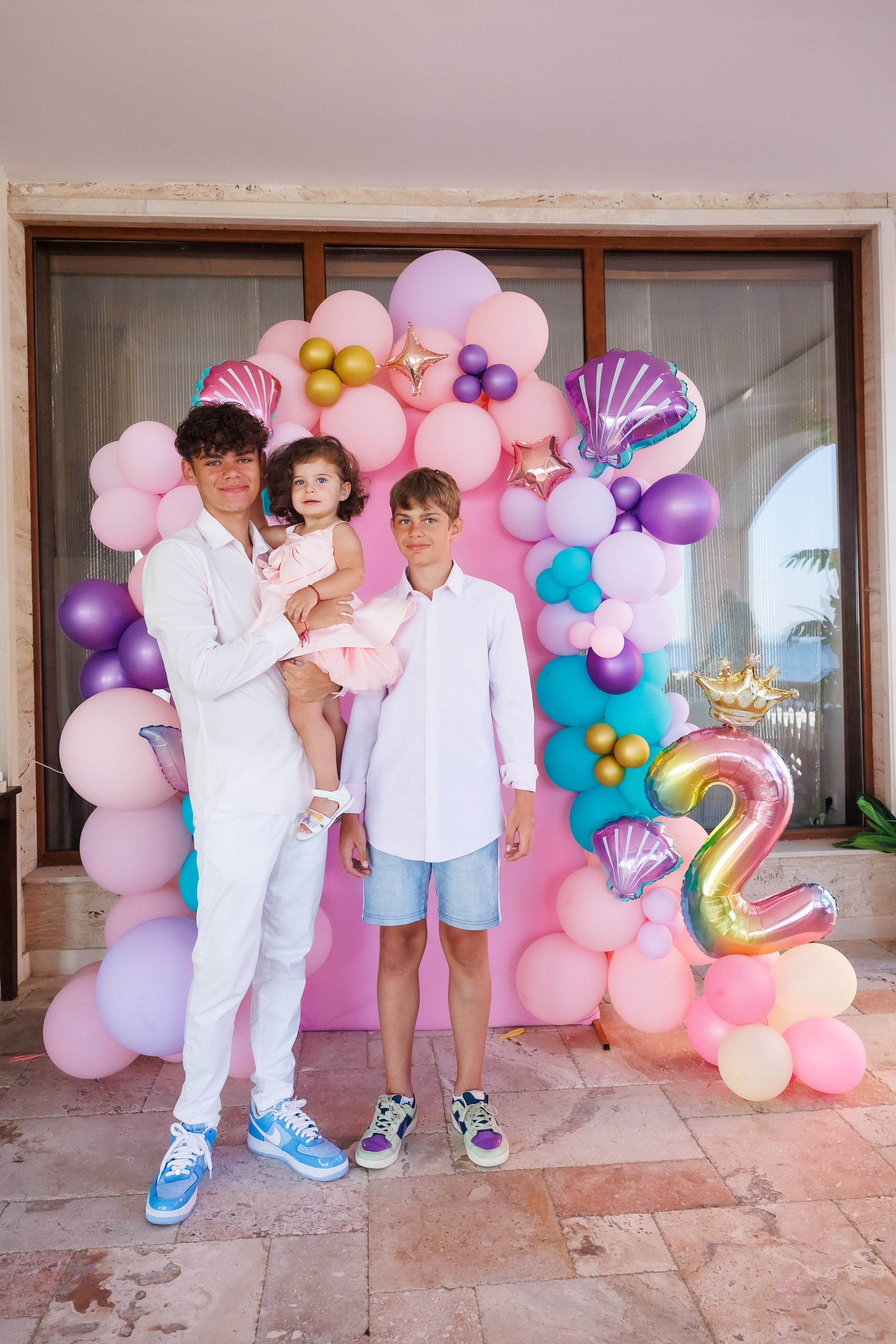 Честит Рожден Ден. Фотограф Ирина Йотова