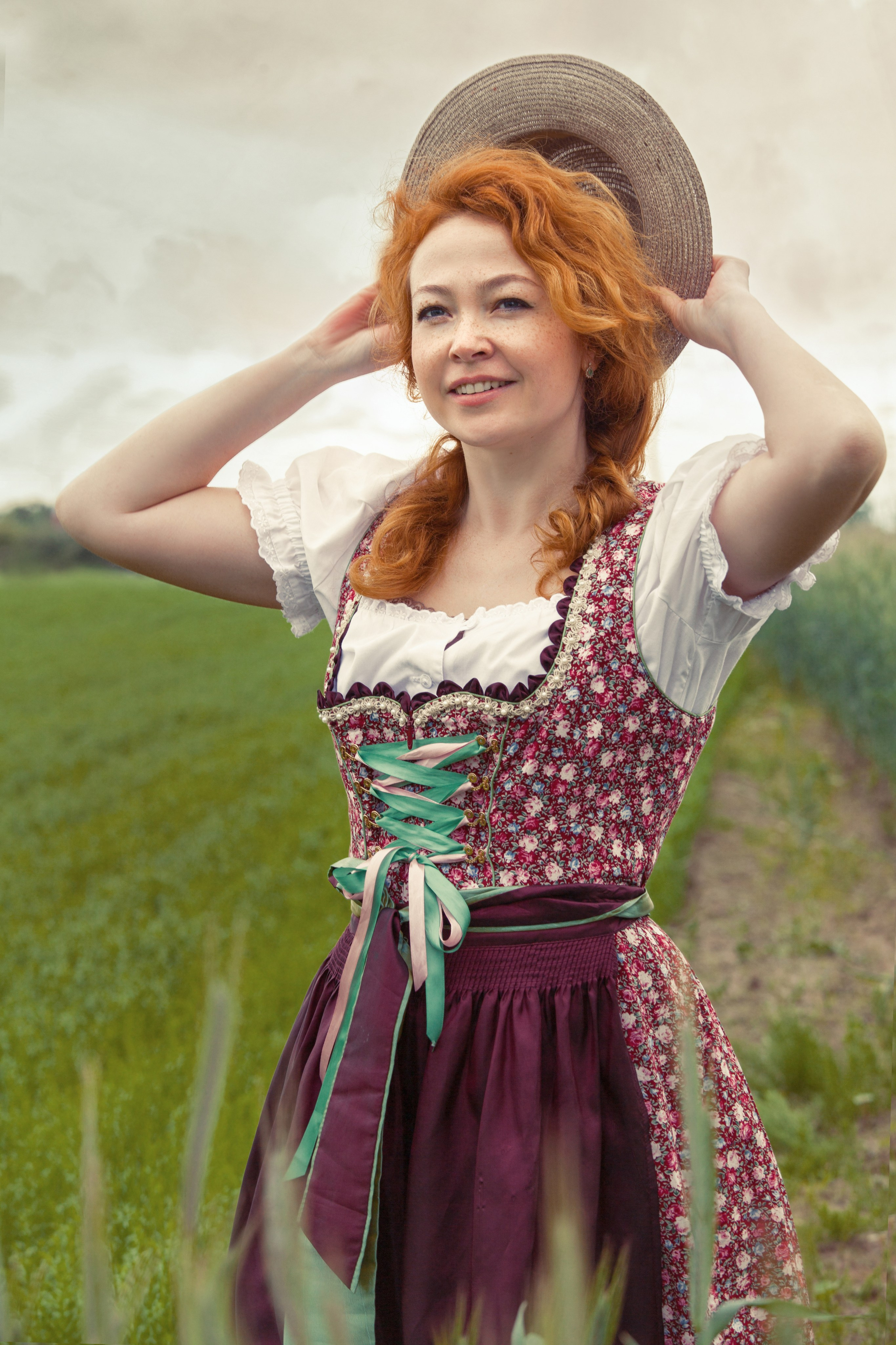 Creative. Photographer Anya Goldenberg. Works in Reading and surrounding areas