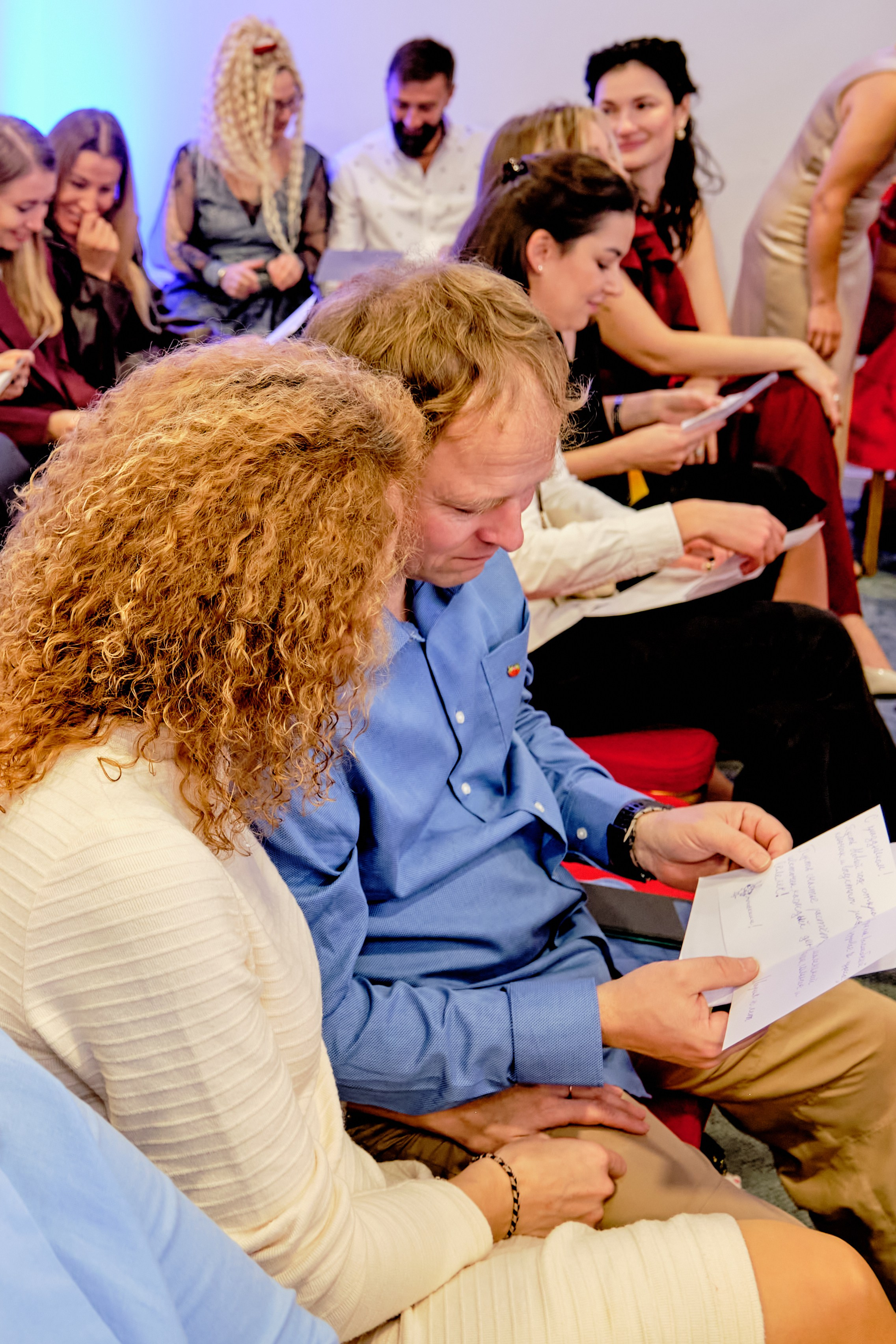 Фоторепортаж з благодійного Новорічного балу у Чорногорії. Портретний фотограф Альона Новгородцева