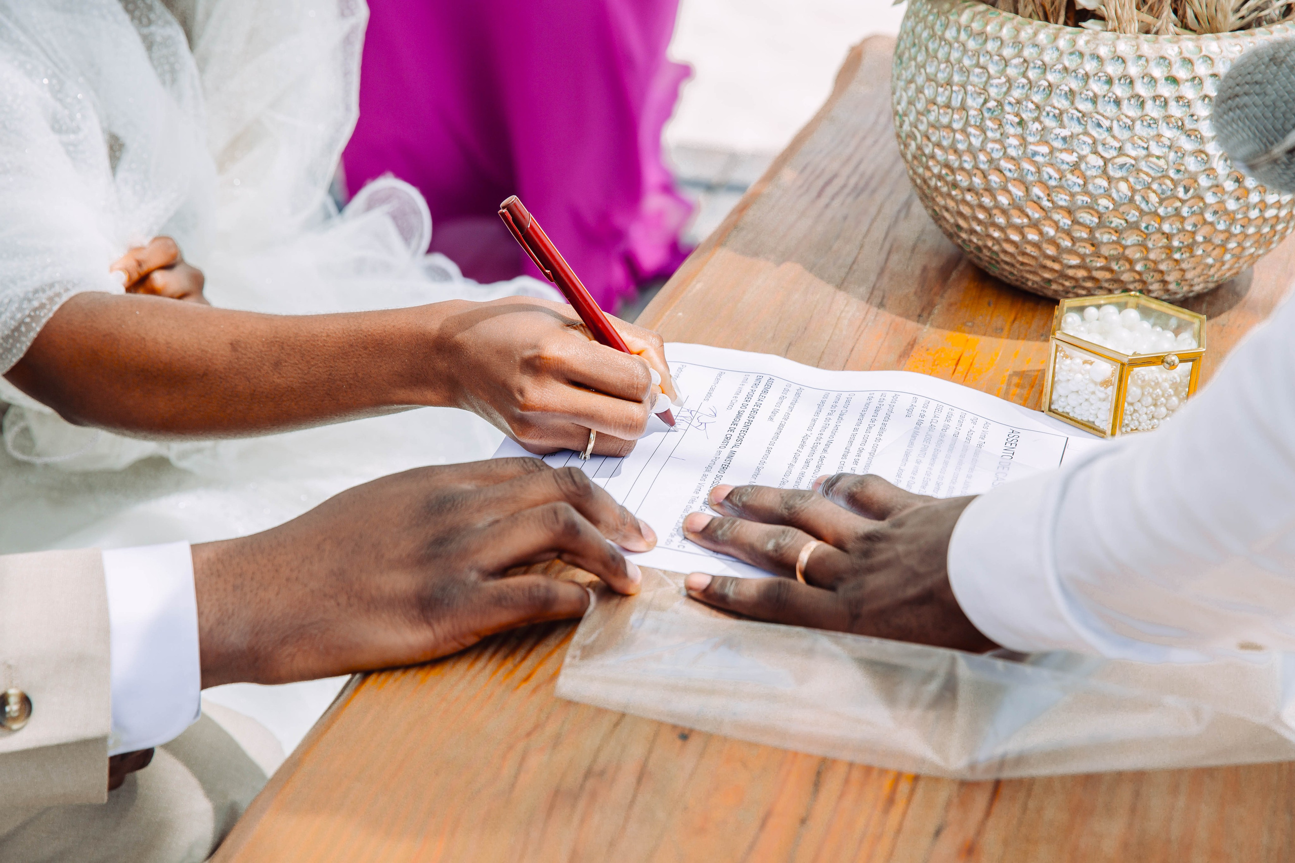 Kuselia & Kaleb. Fazemos o seu casamento ser lembrado por gerações