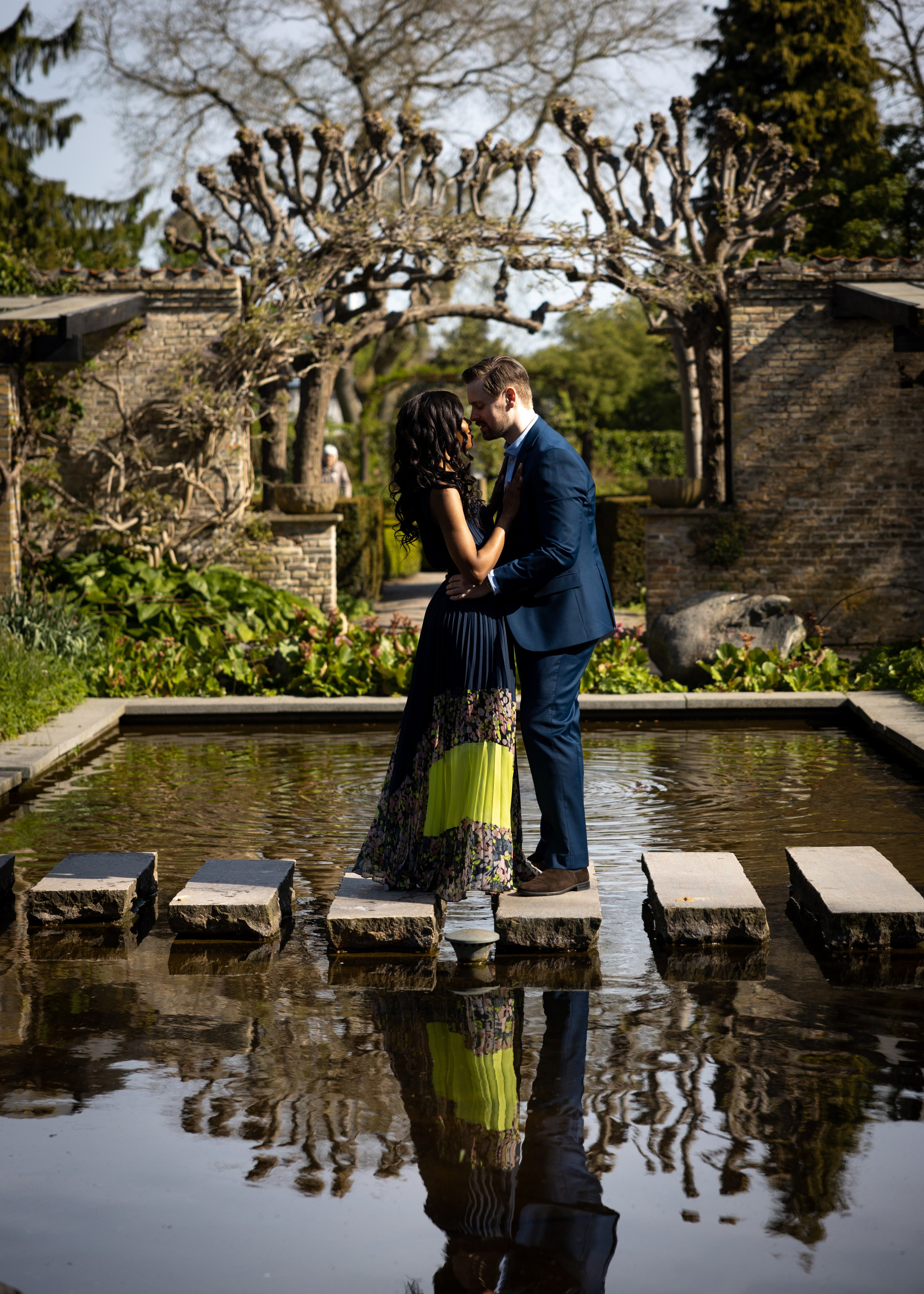 Jerusha Simon Frederiksberg. Professional wedding photographer in Copenhagen, Denmark — Julia Byron