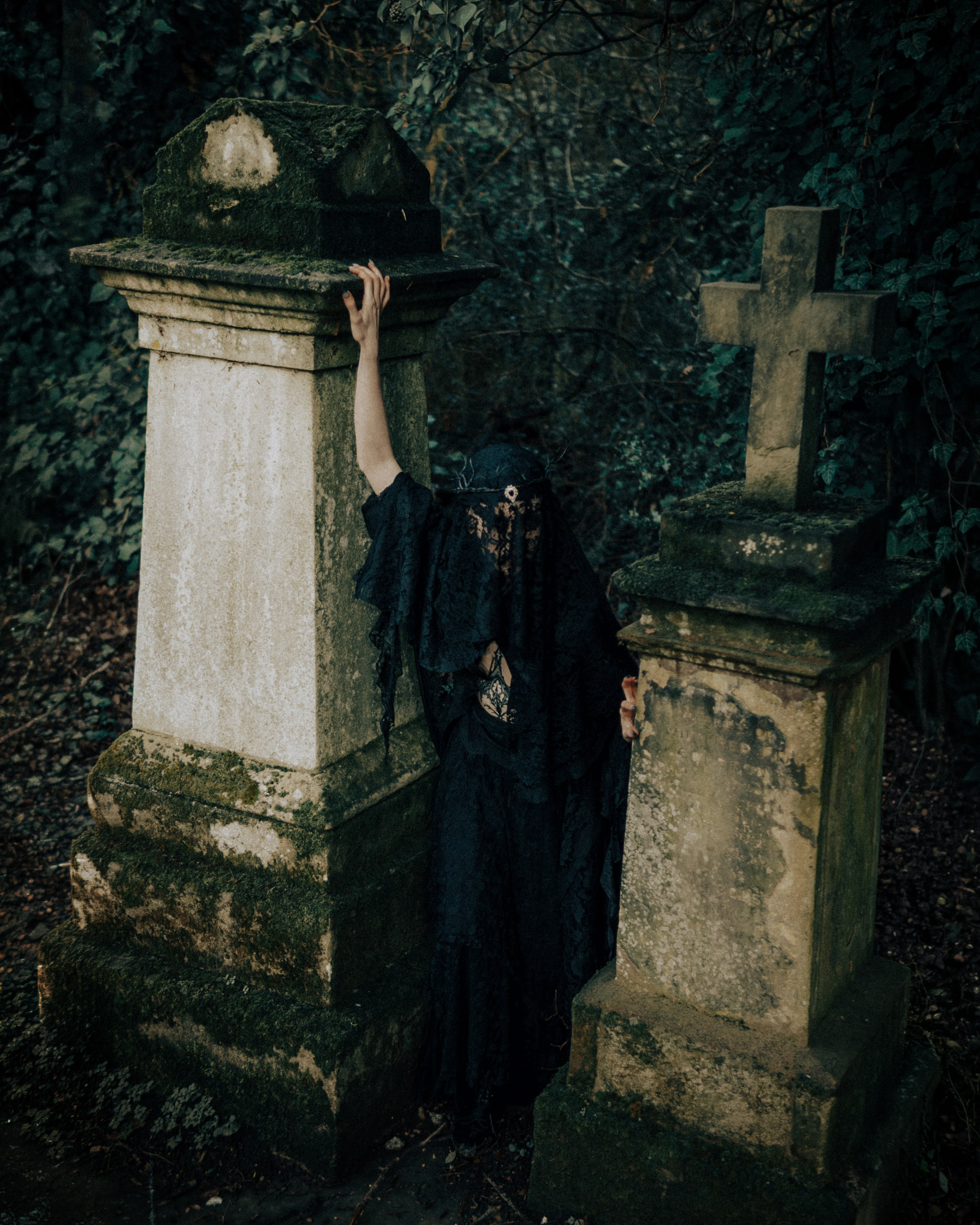 Gothic cemetery photoshoot. Moth & Moss Photography