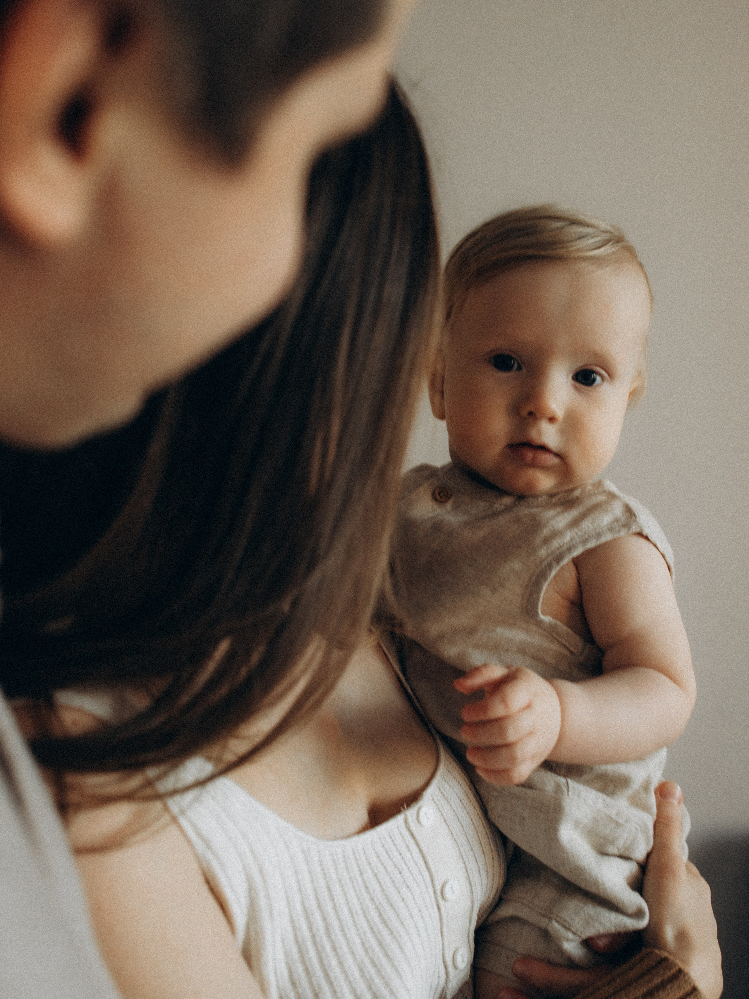Victoria’s family. Kristina, portrait and family photographer in Helsinki