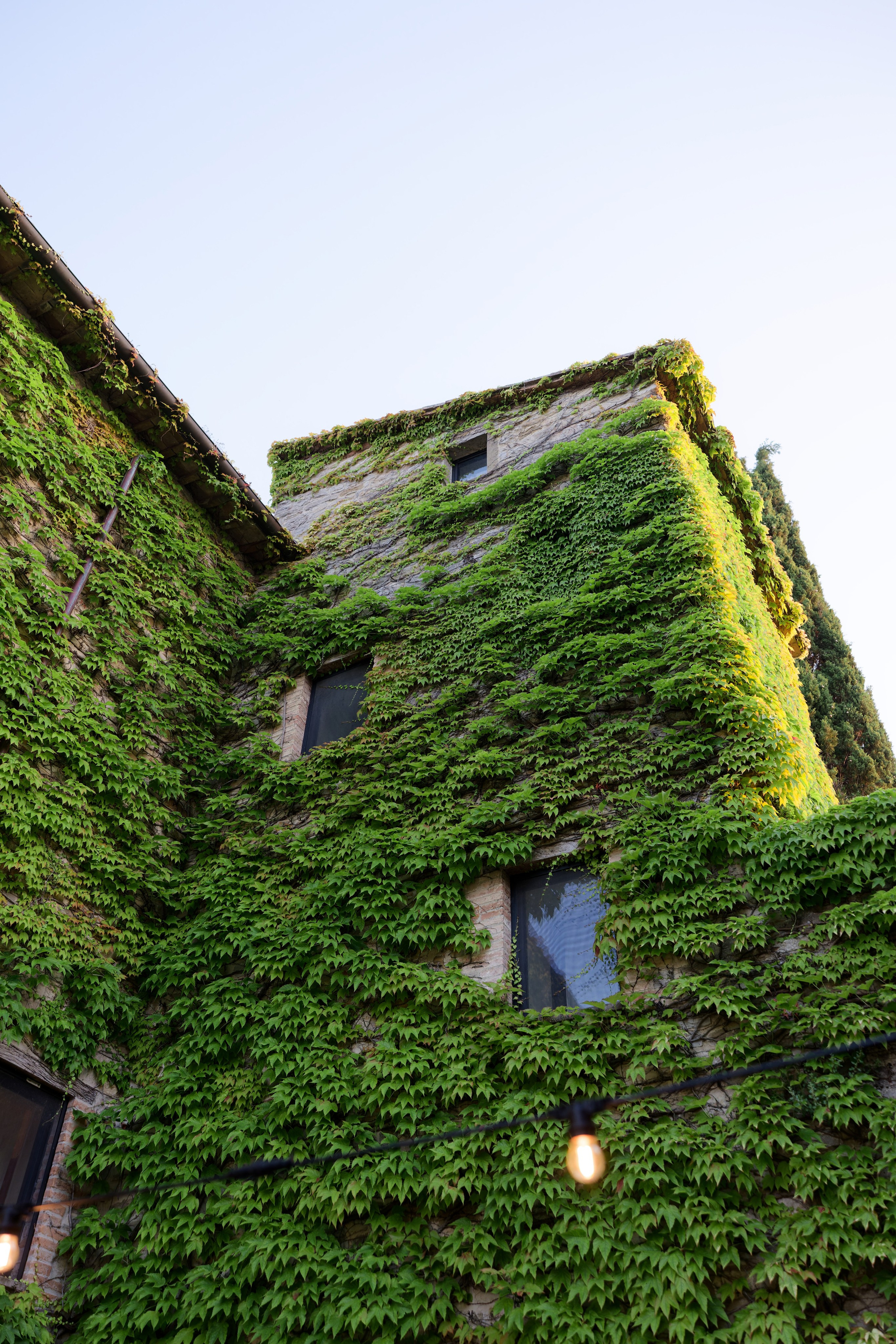 Wedding at Borgo Bastia Creti, Umbria