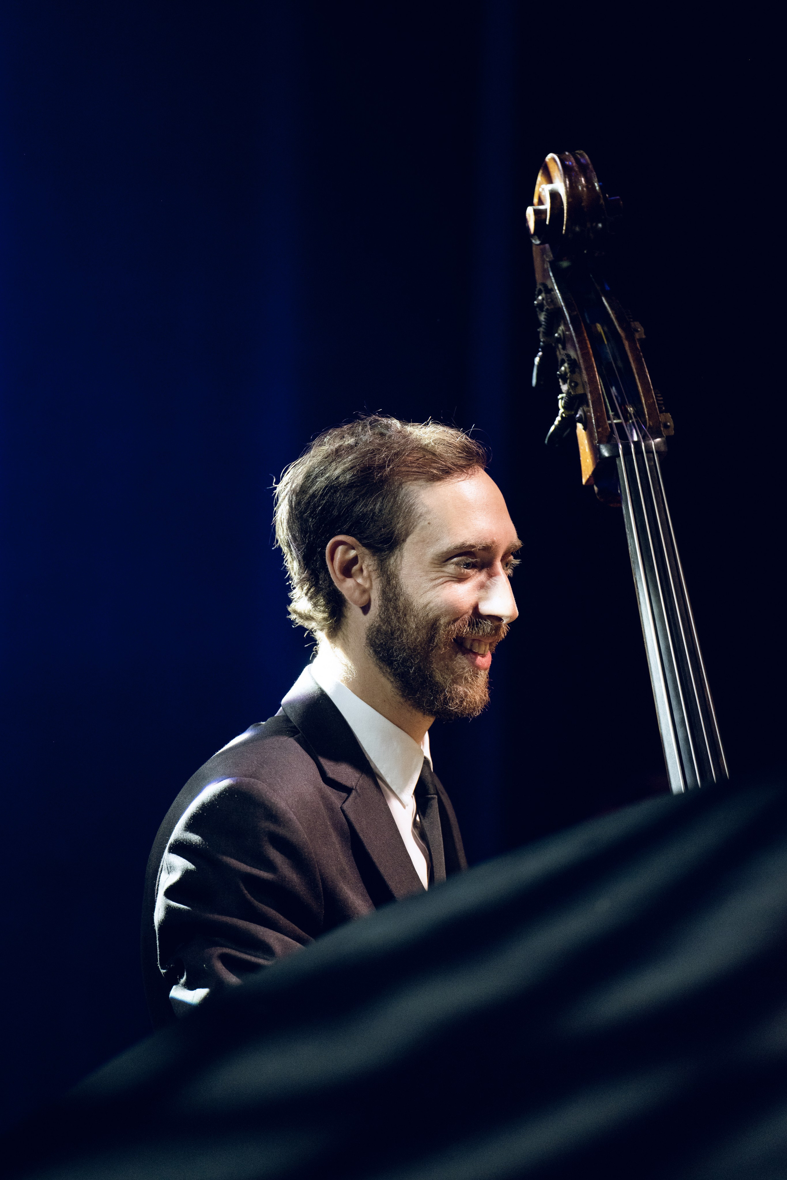 Stella Cole à Genève | Reportage photo par Eugenia Andres. Photographe à Genève - Eugenia Andres