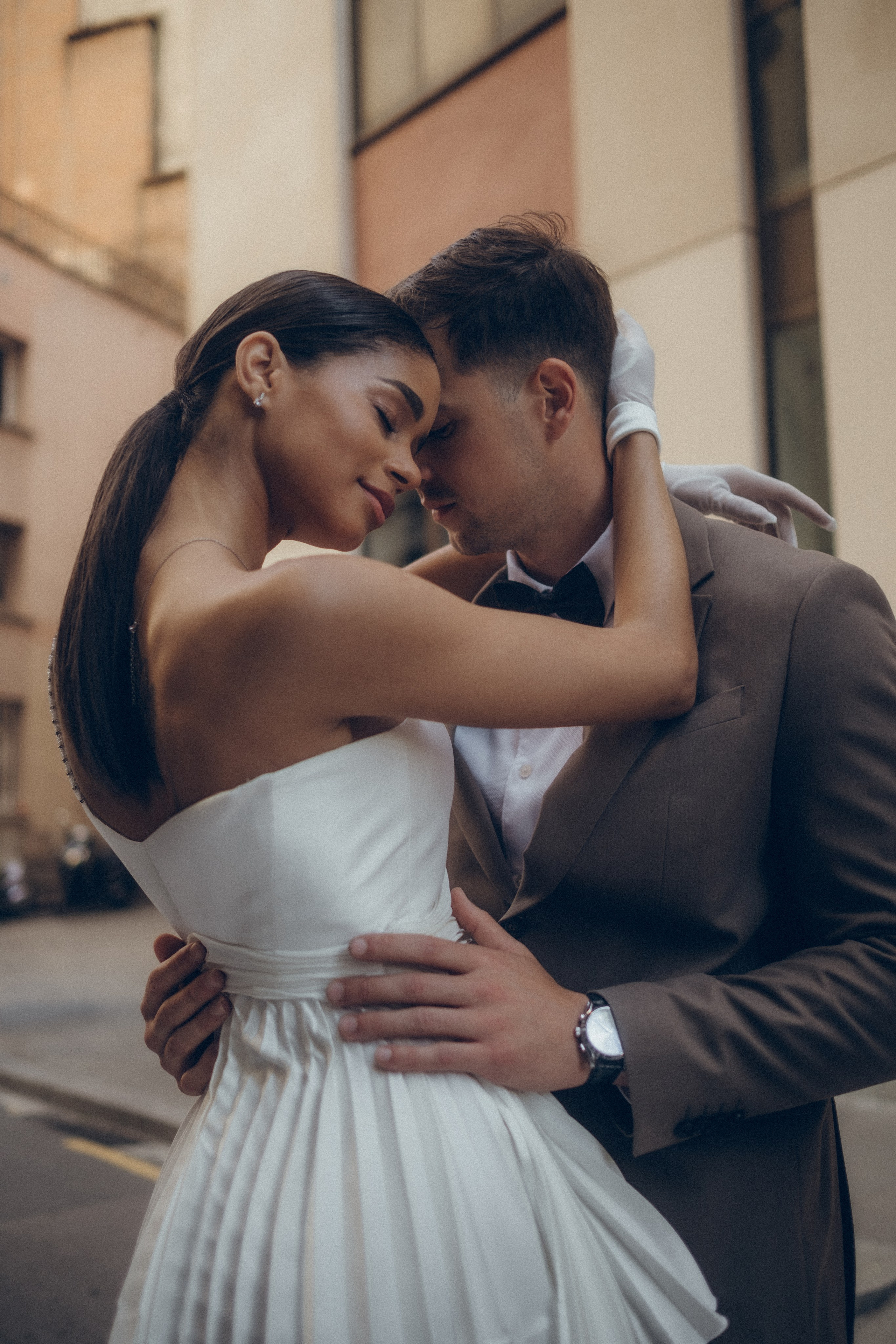 Carol & Ivan. Paola wedding photographer / videographer in Barcelona