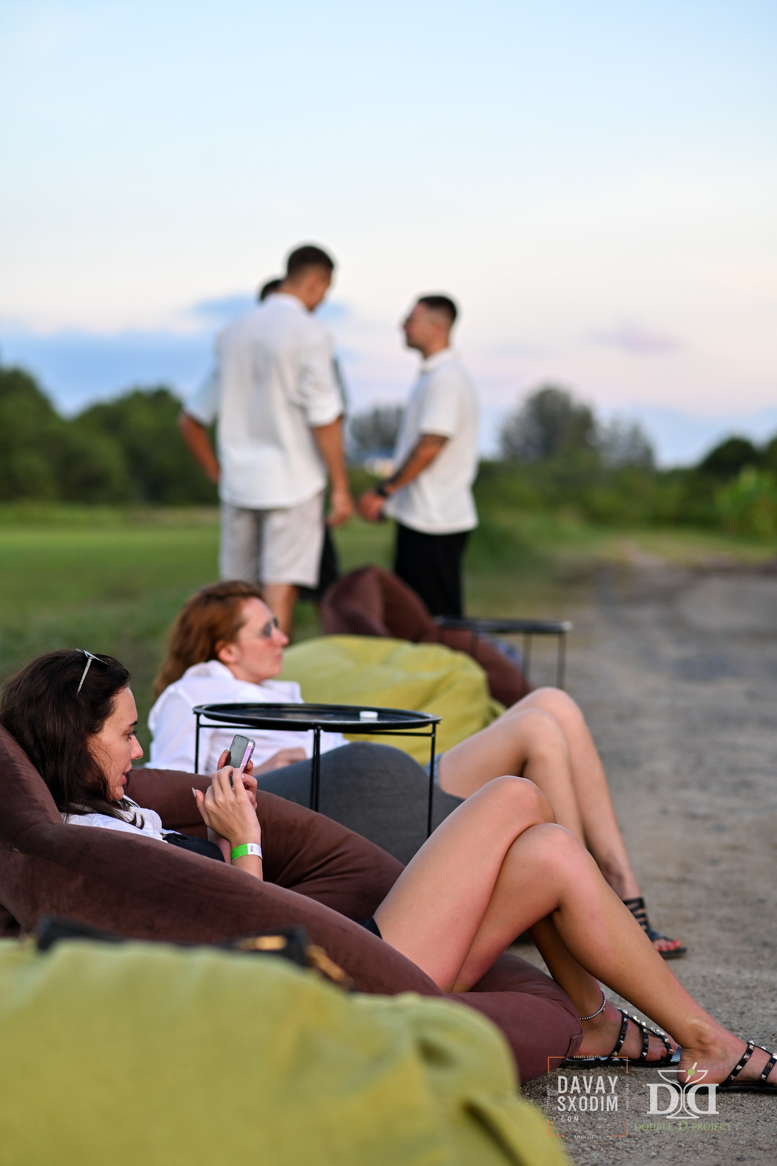 Вечеринка на аэродроме | Фоторепортаж | Афиша | DAVAYSXODIM.com PHUKET. АФИША|ФОТОРЕПОРТАЖИ|ИВЕНТЫ|ПХУКЕТ