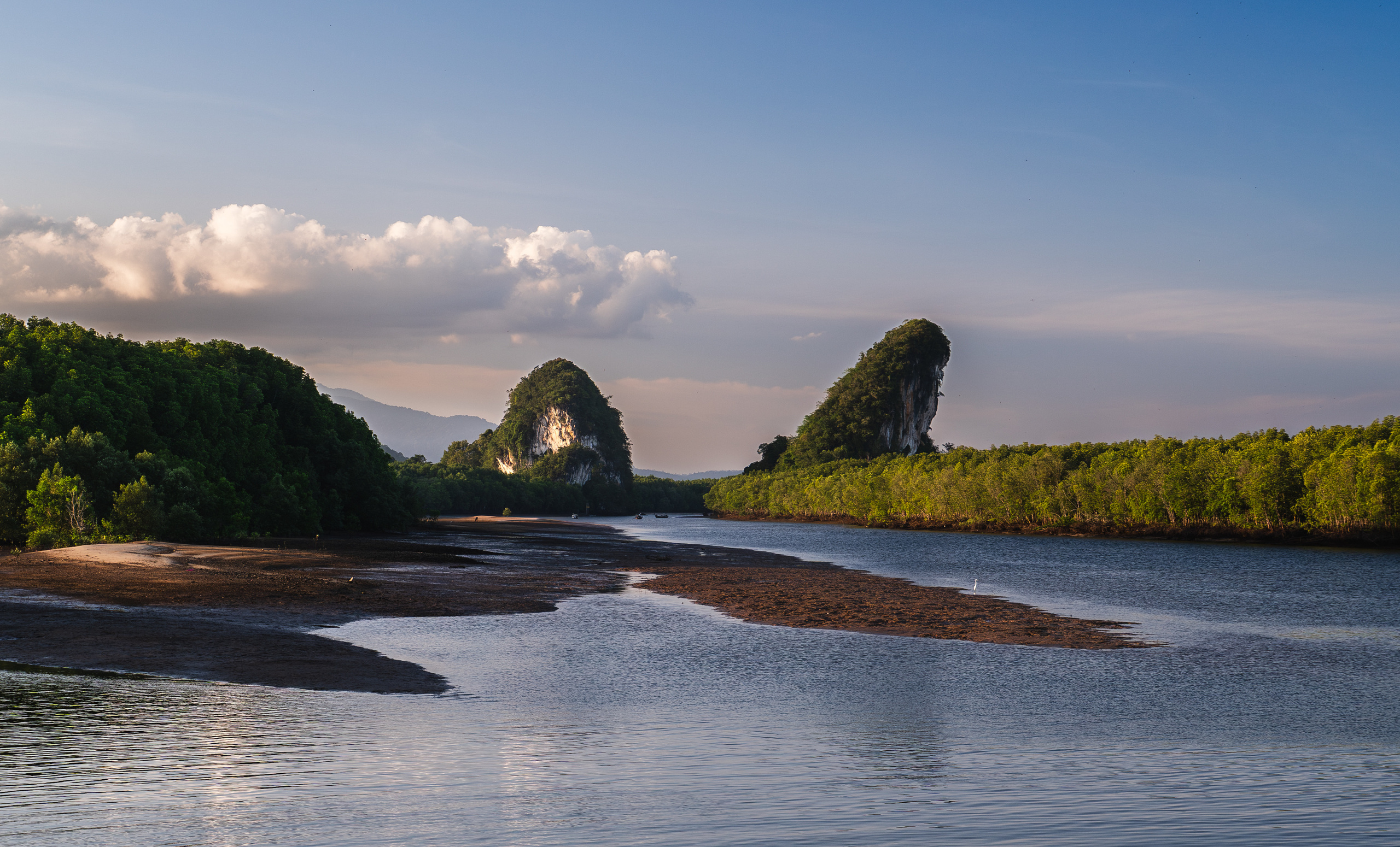 TRAVEL & LANDSCAPES. Photographer Phuket