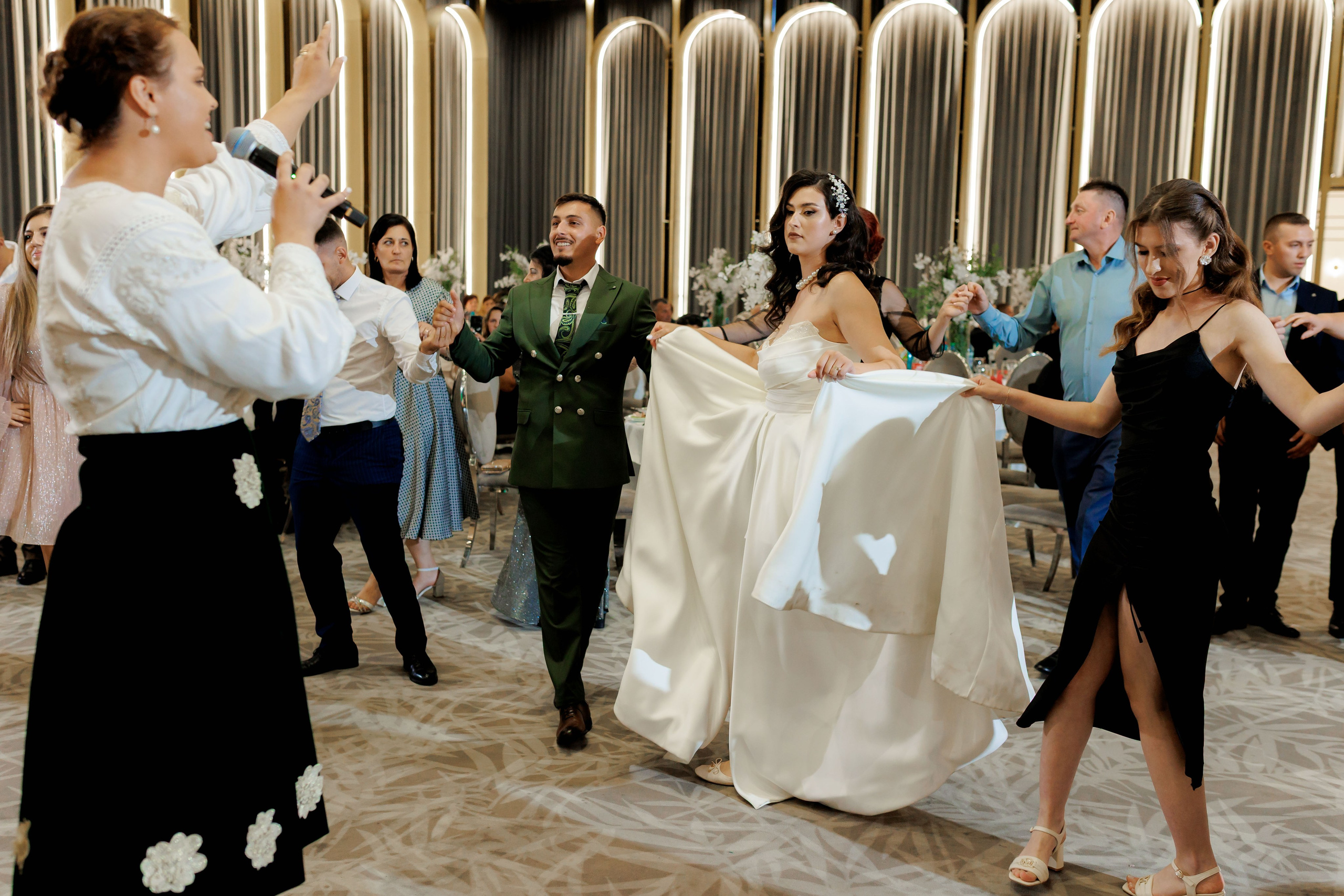 Nunta Nicoleta & Răzvan | Fotografie & Videografie Profesională. Servicii foto-video profesionale, pentru momente de neuitat