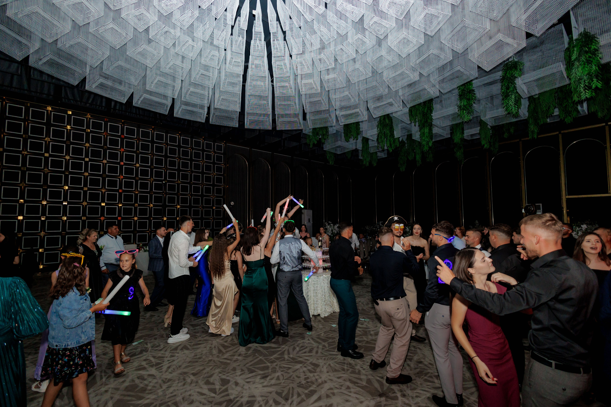 Nunta Nicoleta & Răzvan | Fotografie & Videografie Profesională. Servicii foto-video profesionale, pentru momente de neuitat