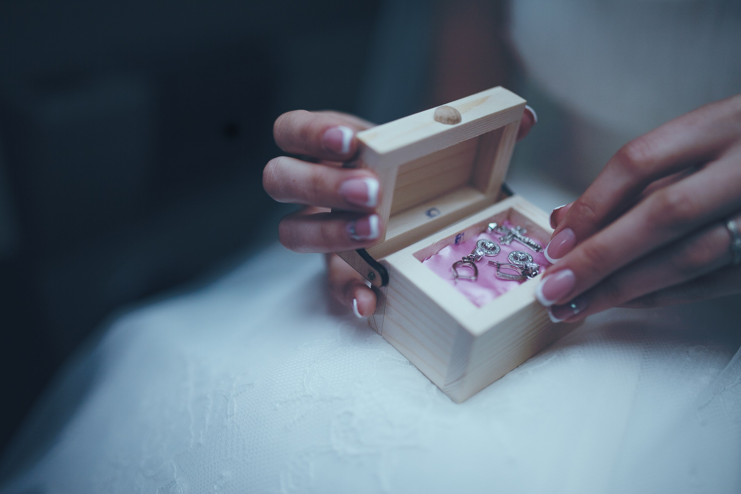 Robert & Andriana, Lviv. Denny Savon — Photographer in Santorini | Weddings, Love Stories & Flying Dress