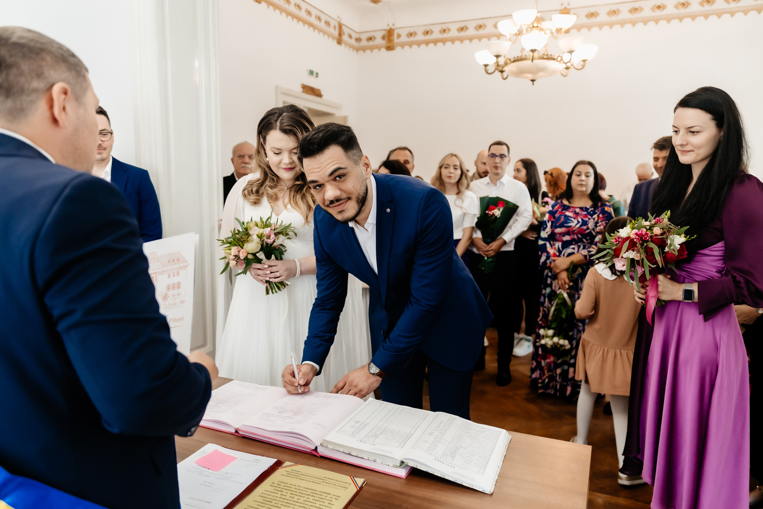 Ștefania & Mircea - Civil Wedding - Pitești. Fotograf Profesionist Pitesti-Bucuresti| Mircea Seinea