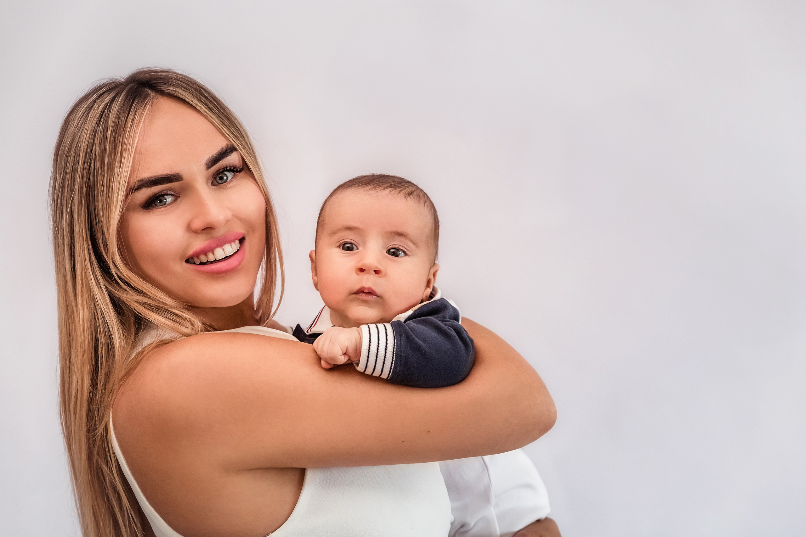 Photo session with three-month-old baby
