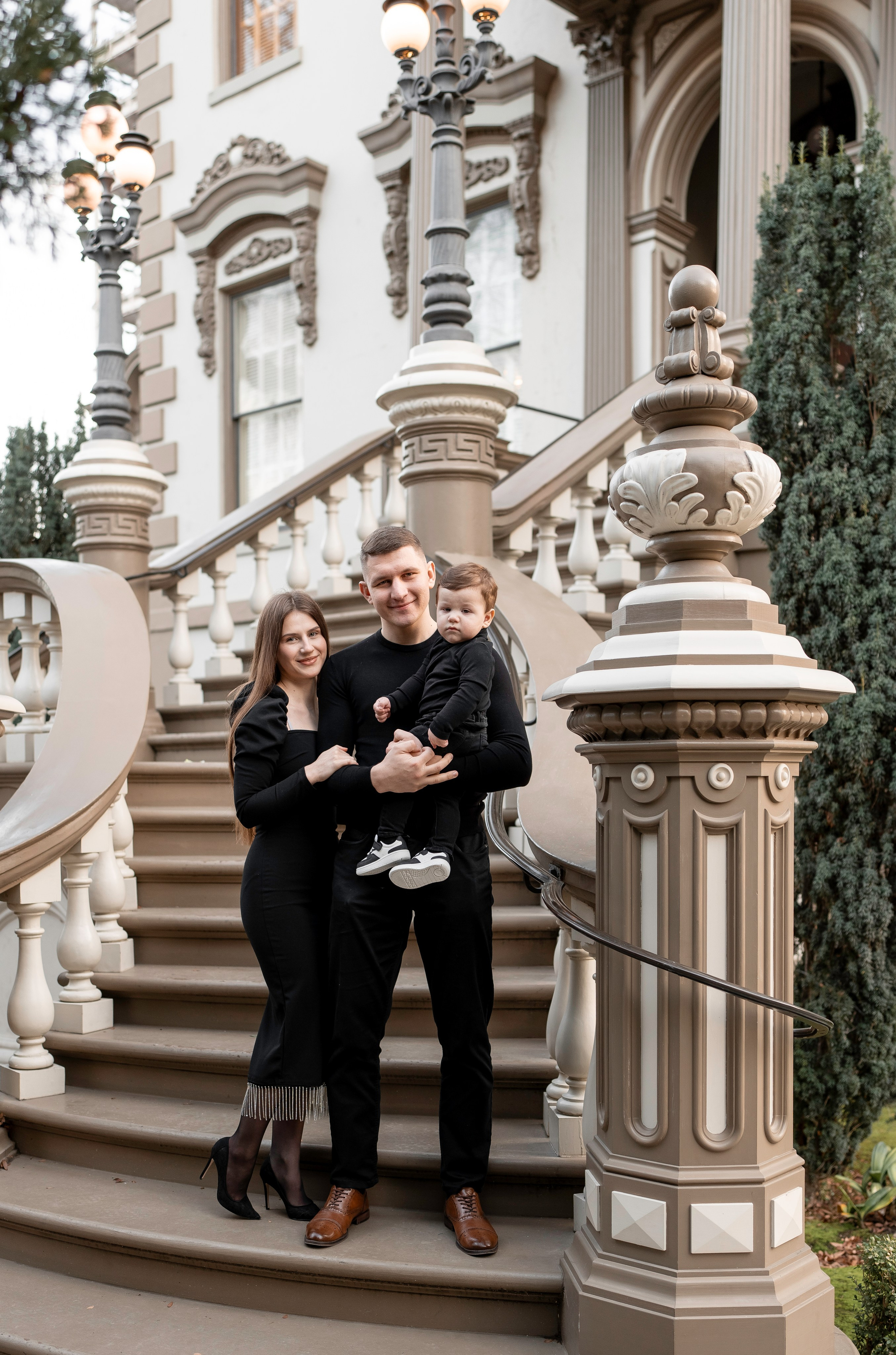 Artem, Nadia & Elisha. Family photographer in Sacramento | Sofia Pavenko