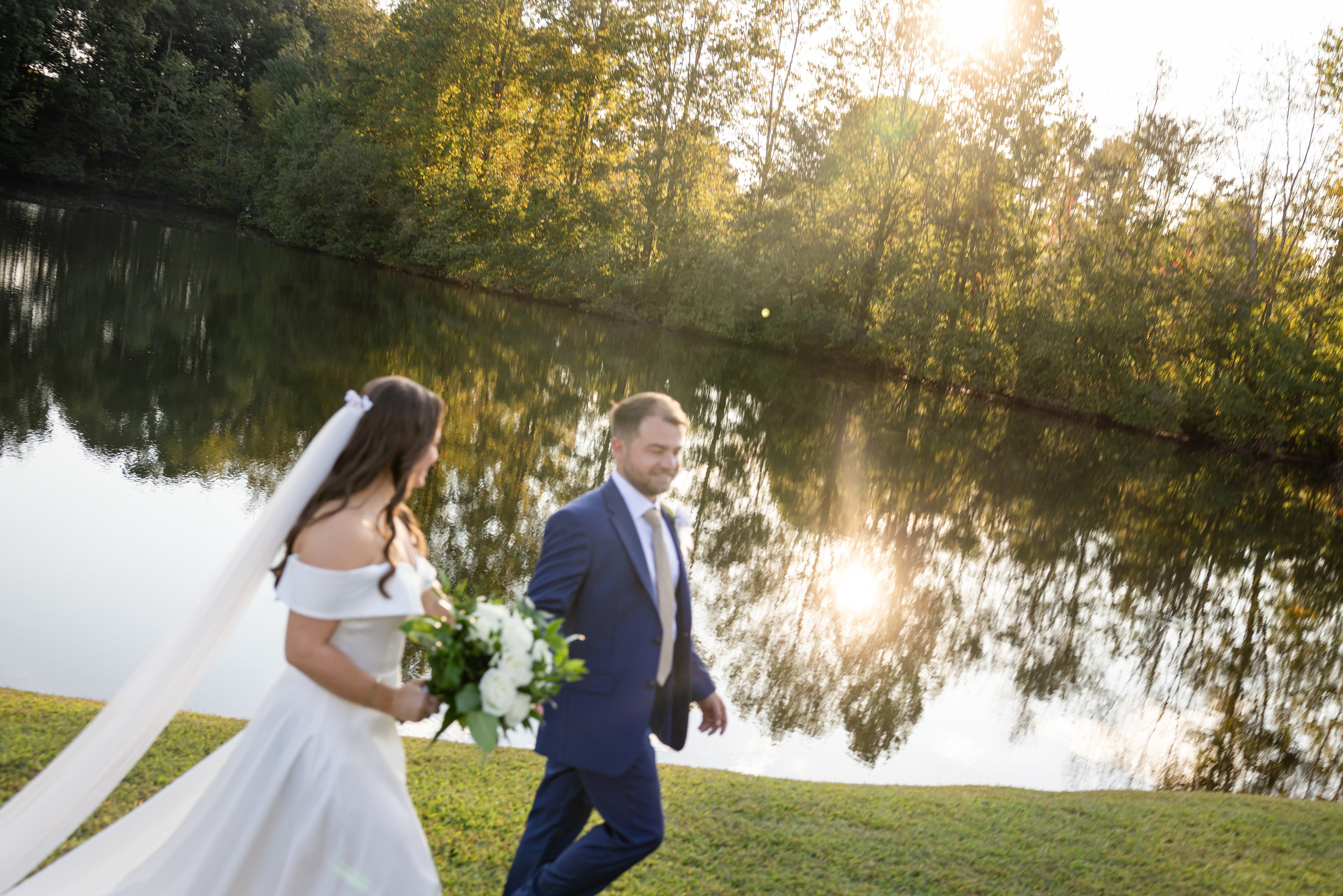 Rhodes & Allison’s Timeless Wedding at Greenbrier Farms. Wedding and portrait photography in Greenville SC