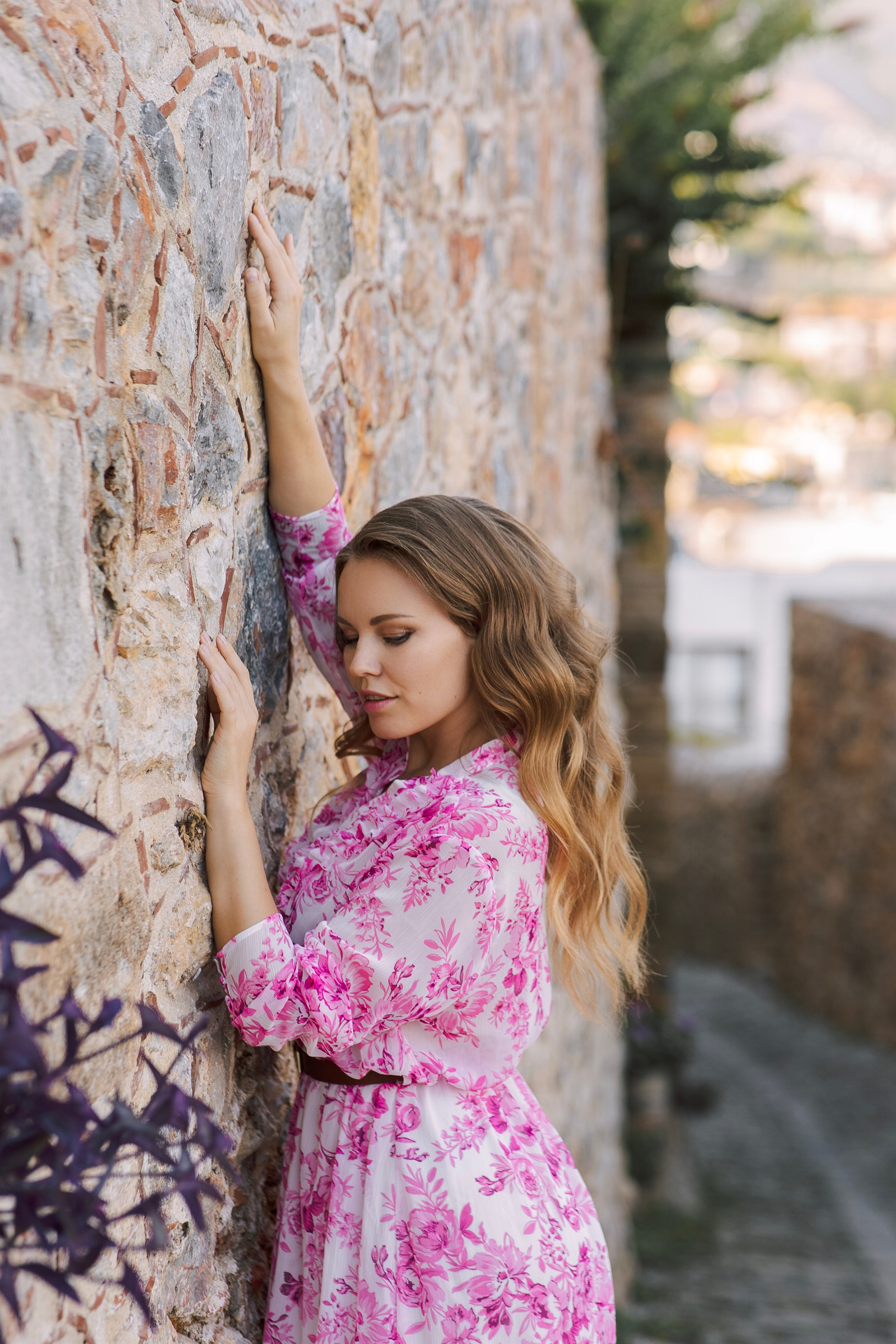 Family Walk in Alanya Old City | Colourful Streets Photoshoot. Professional Photographer in Alanya, Side, Belek, Antalya. Turkiye