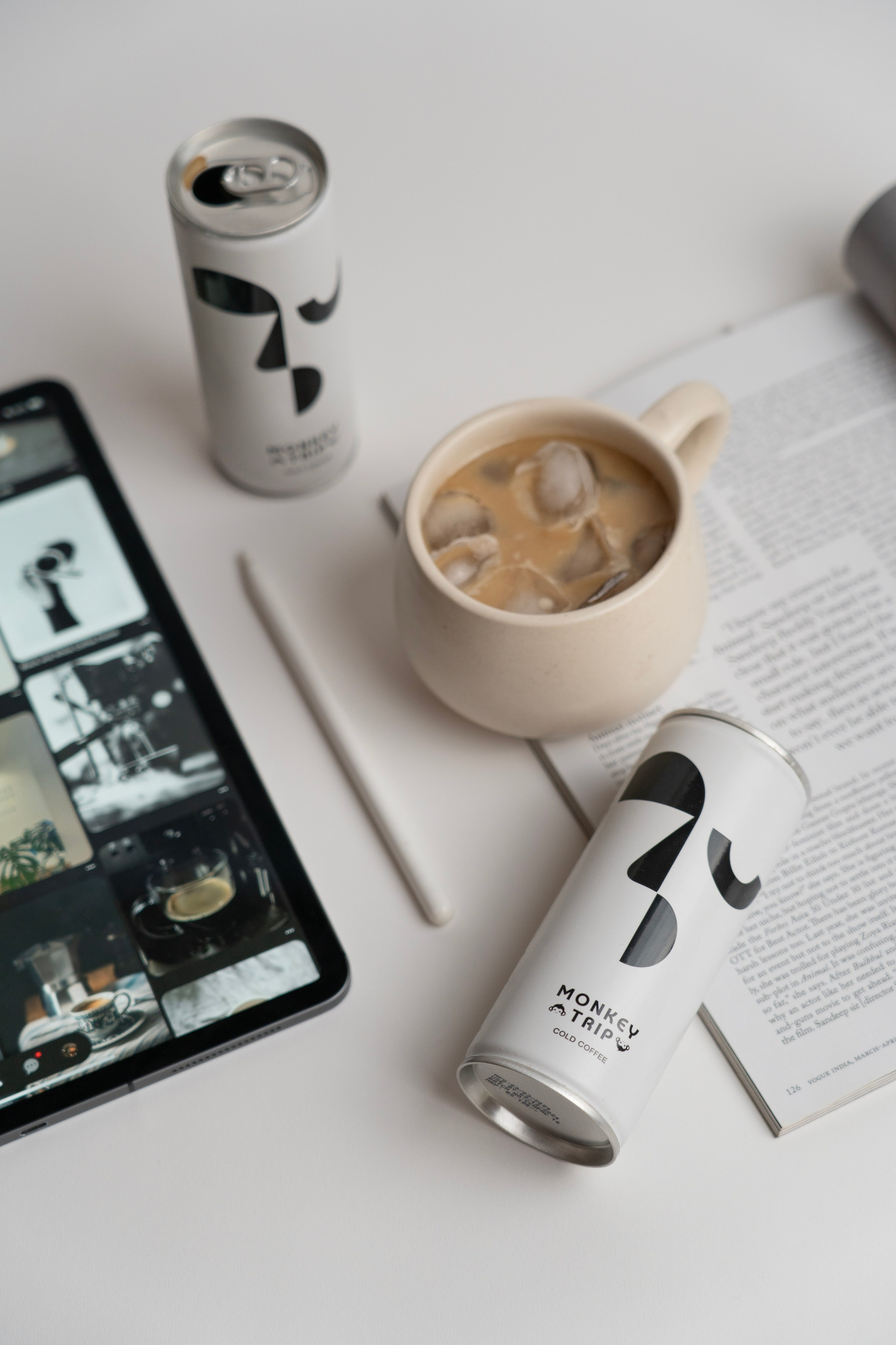 Product Styling for Monkeytrip beverage