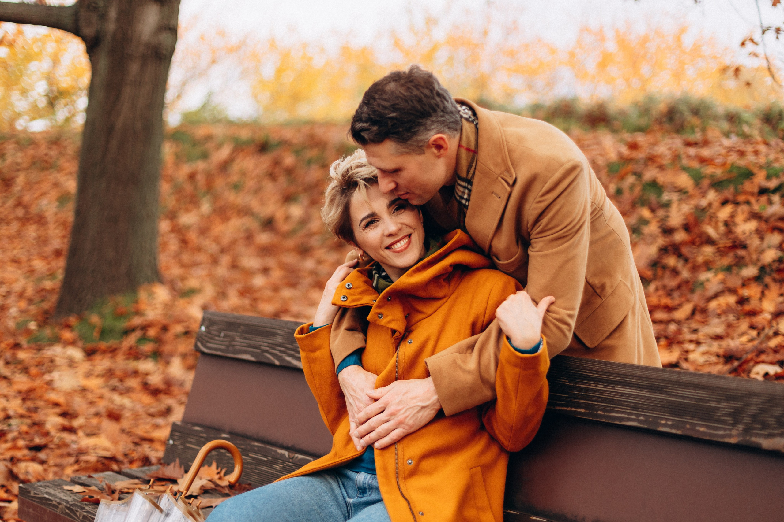 Autumn love. Wedding and Family Photograph