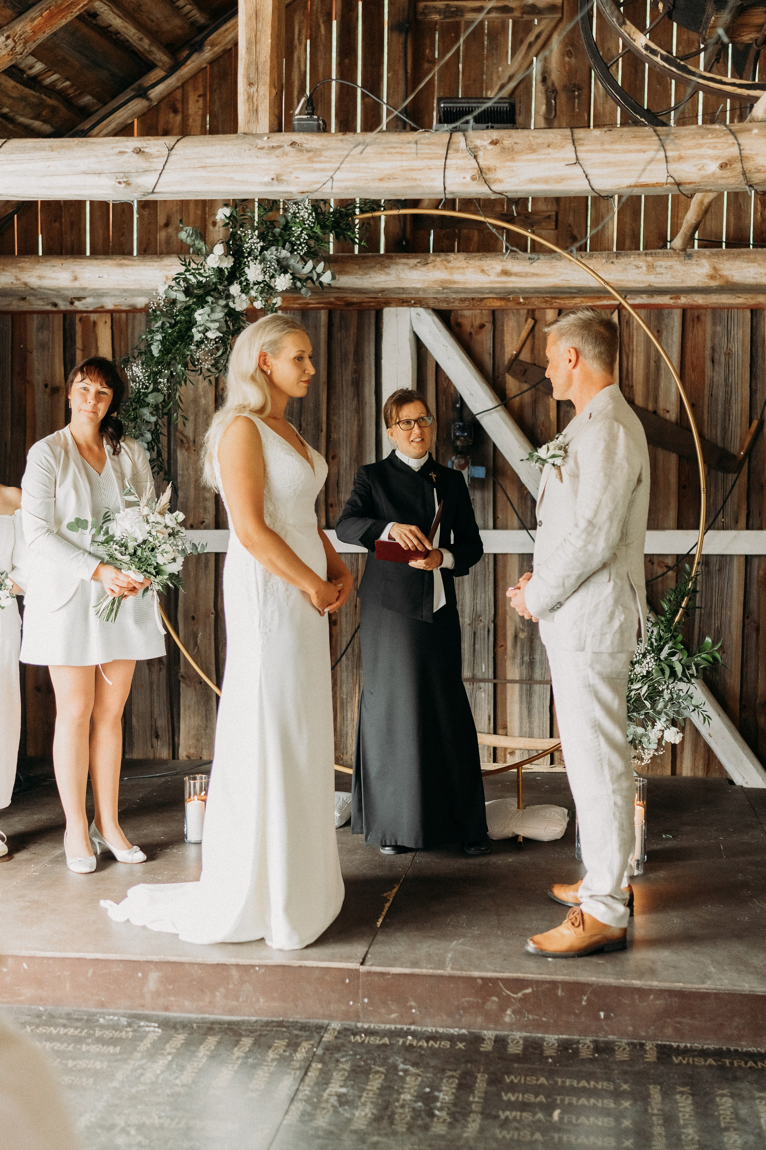 A&O. Wedding and potrait photographer in Helsinki Vickan O